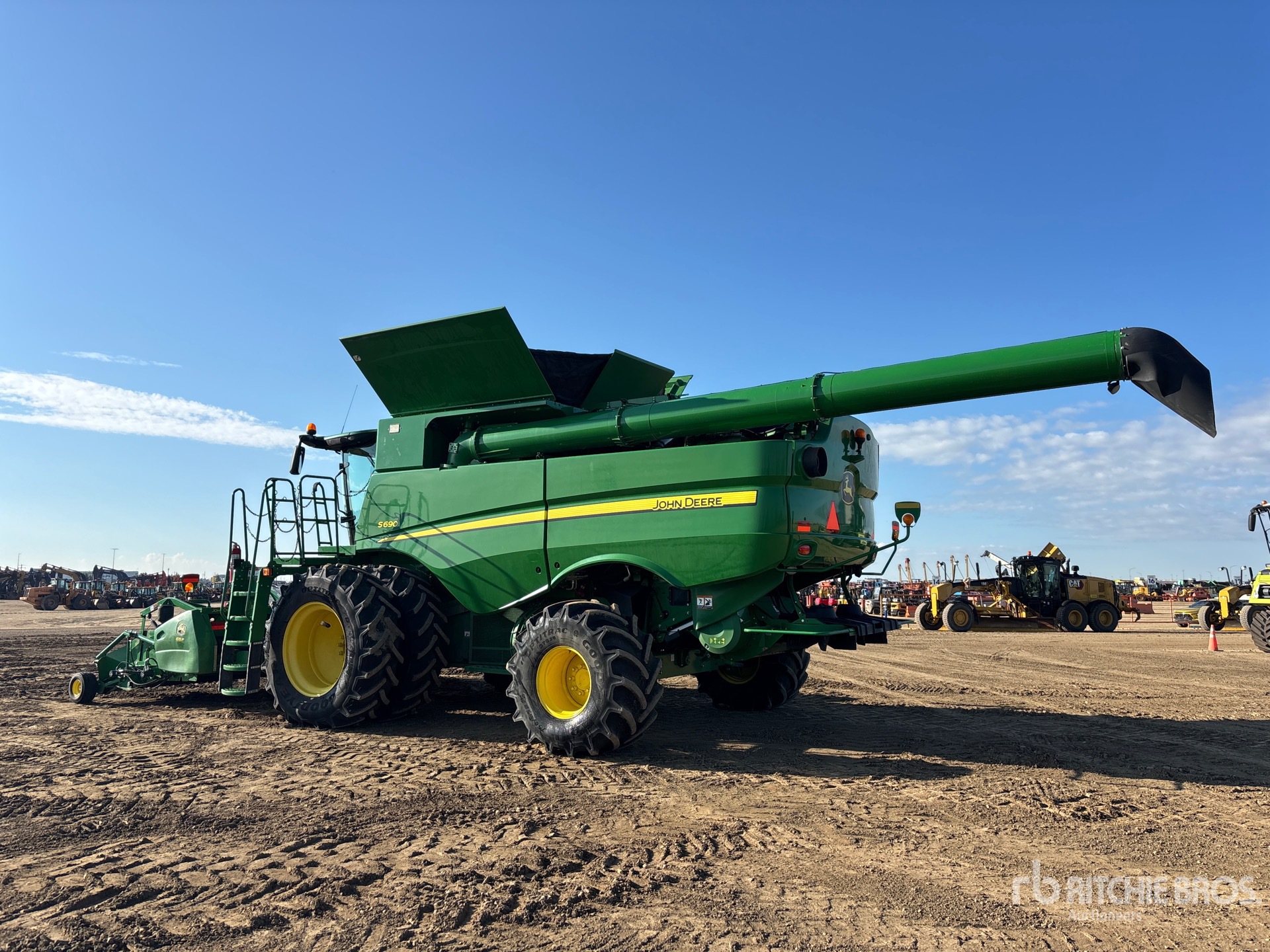 2017 John Deere S690