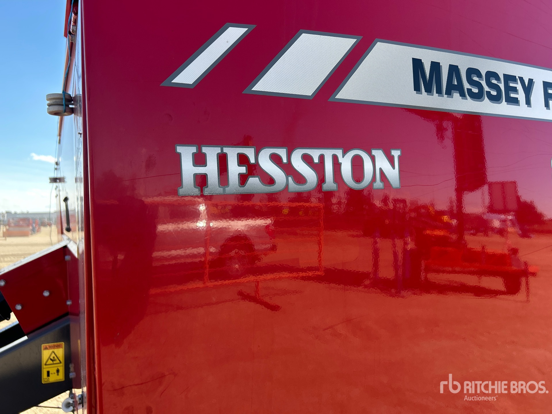 2016 Massey Ferguson 2956