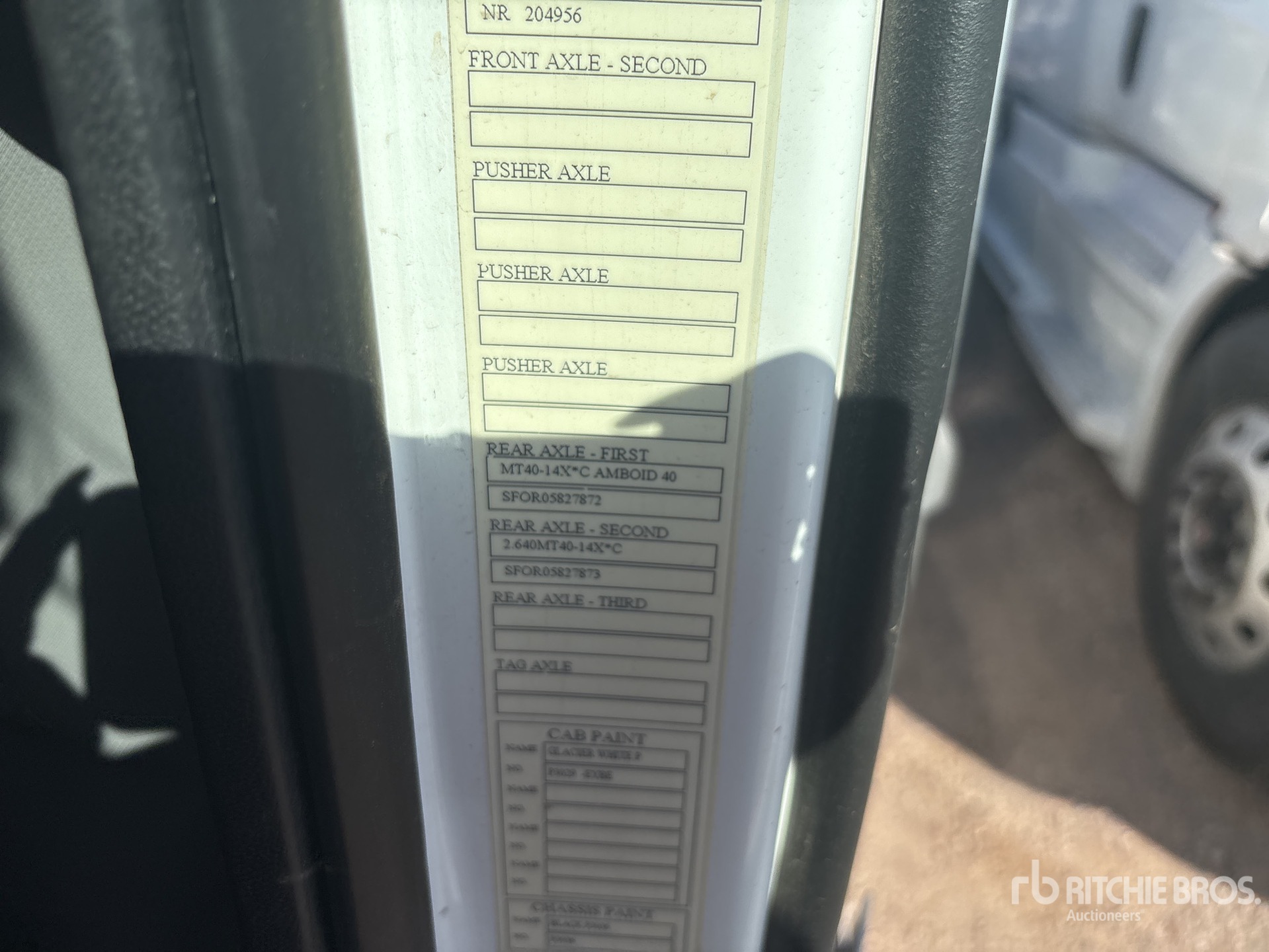 2020 Volvo VNL760