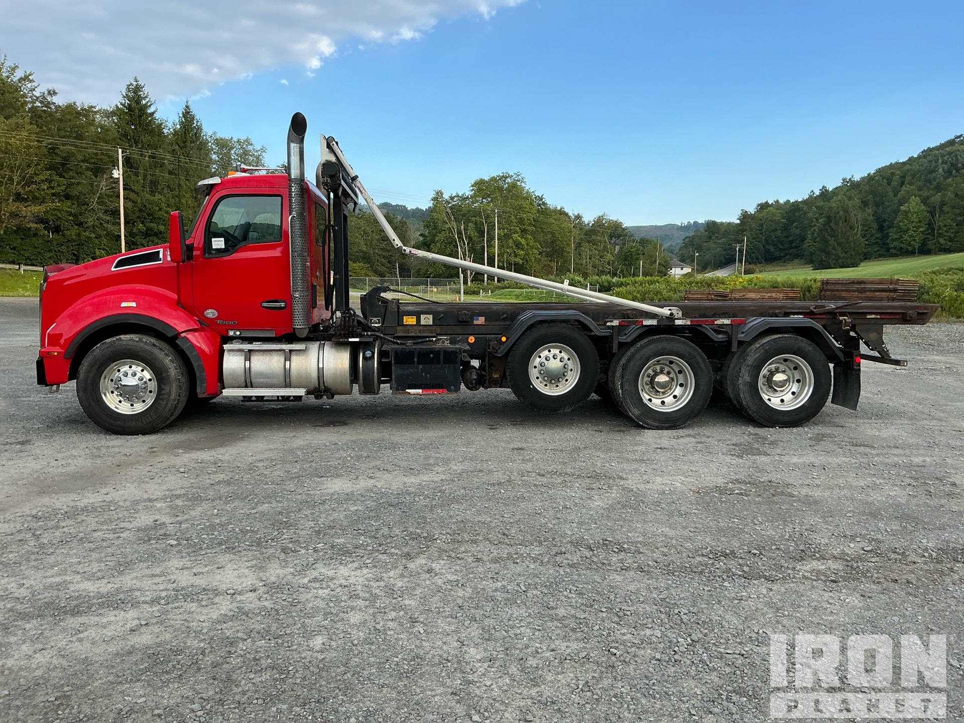 2020 Kenworth T880