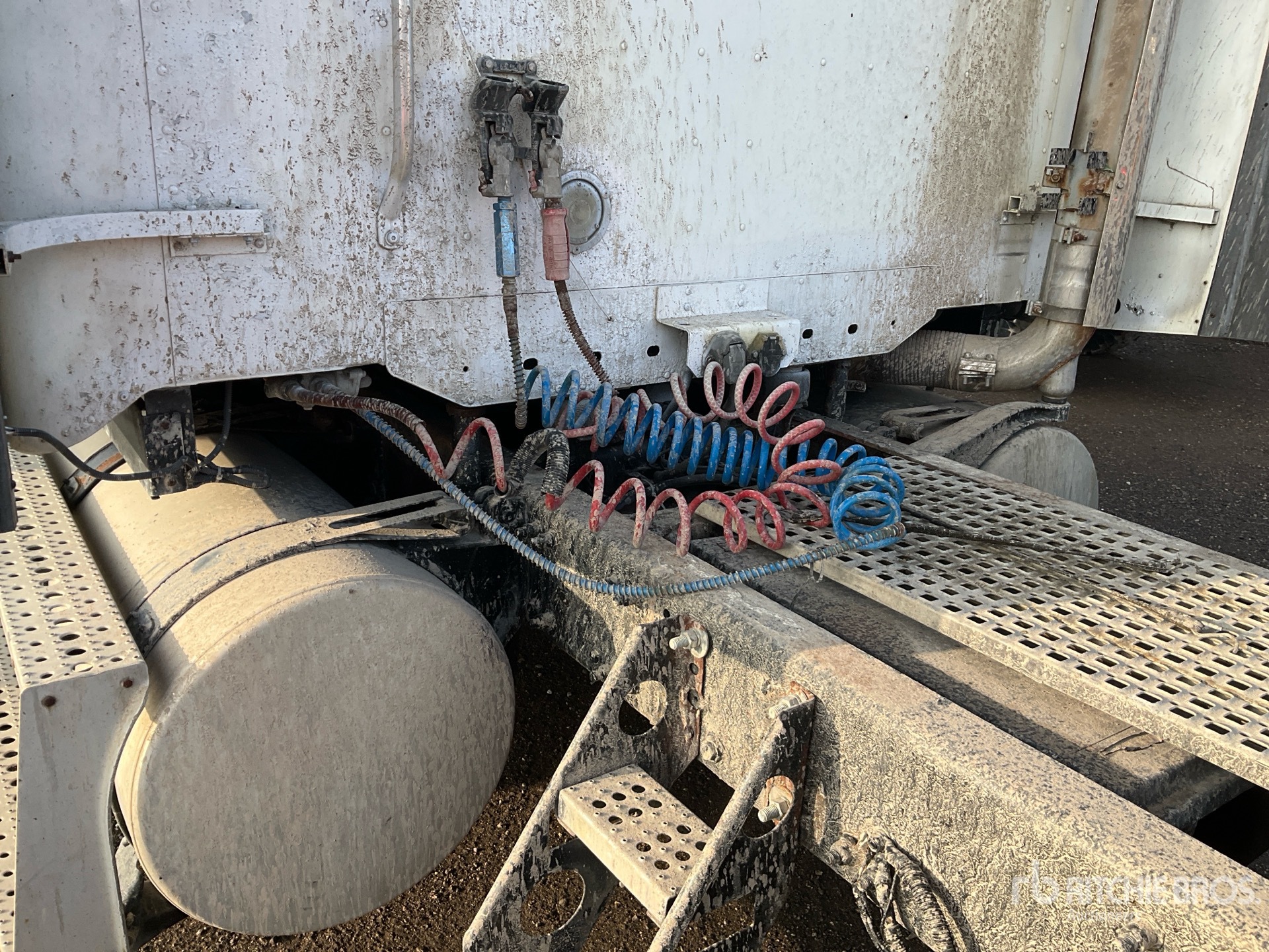 1999 Freightliner C120