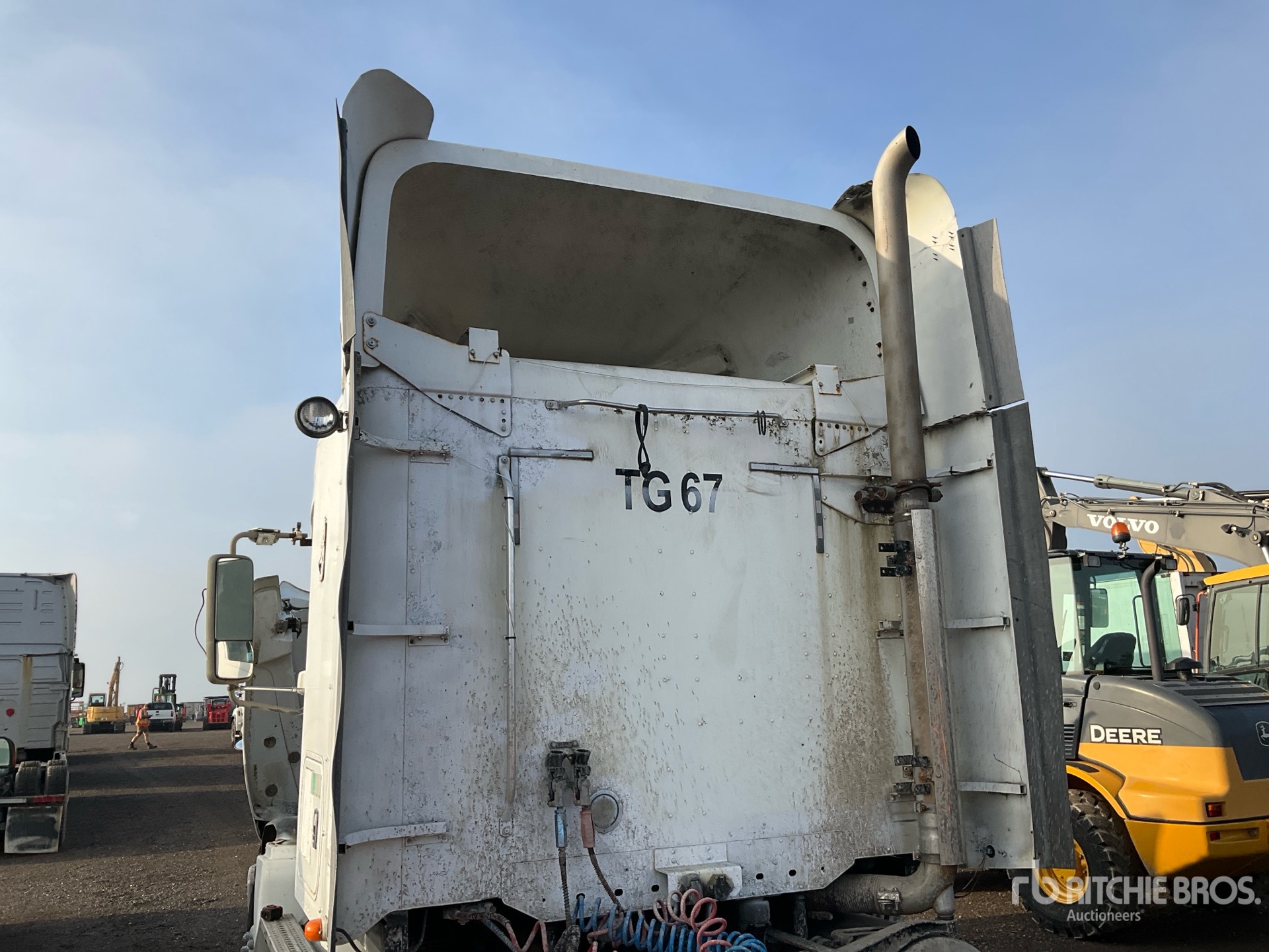 1999 Freightliner C120