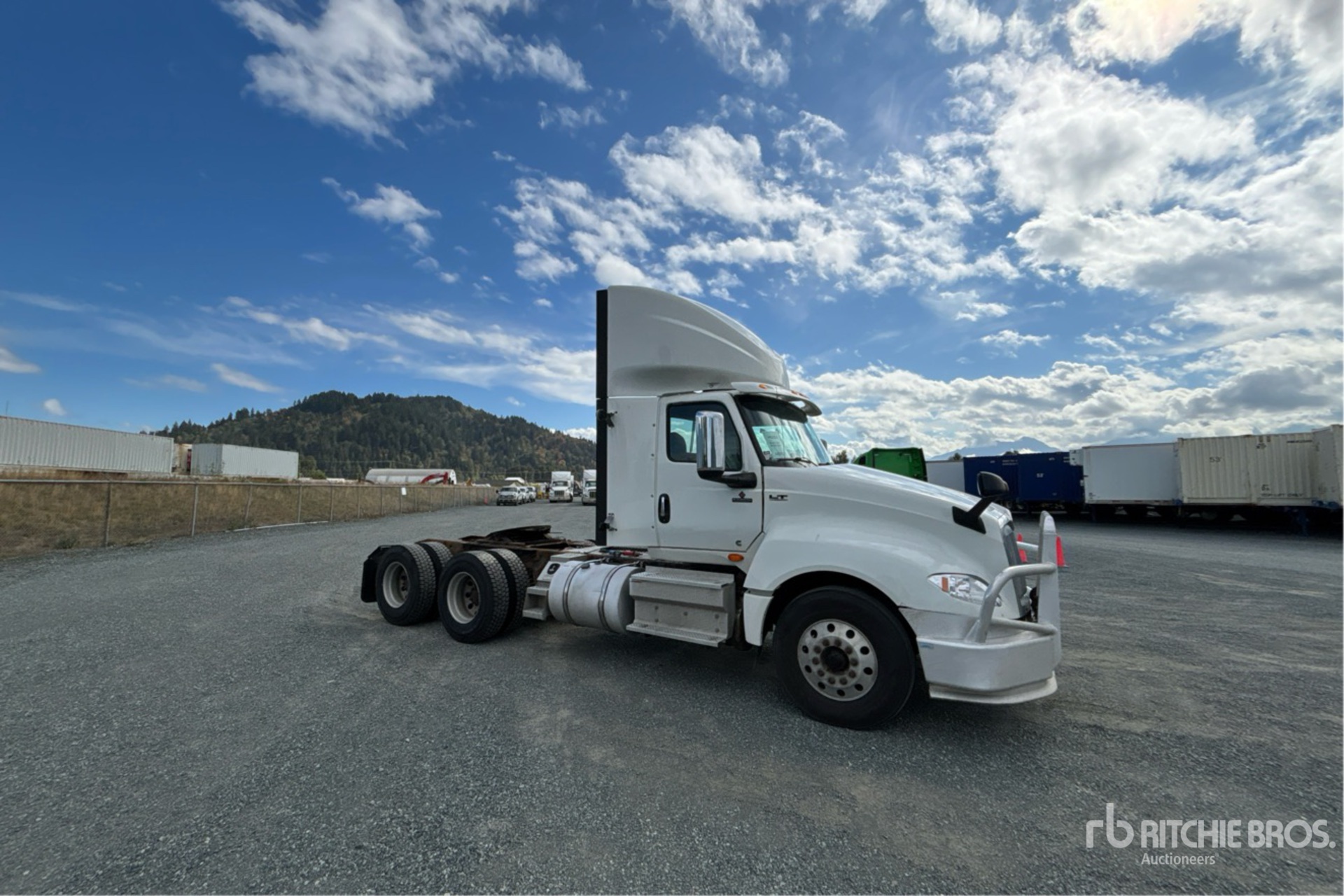 2019 International LT625