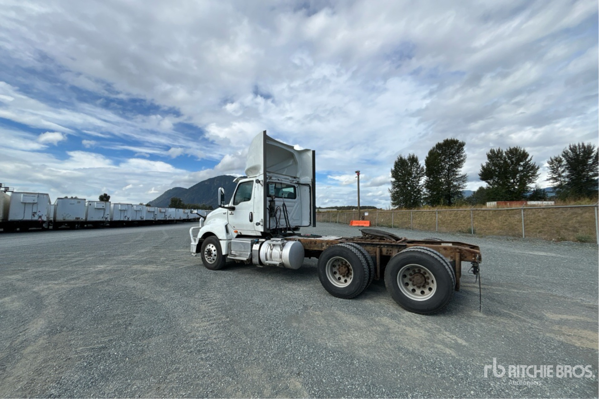 2019 International LT625