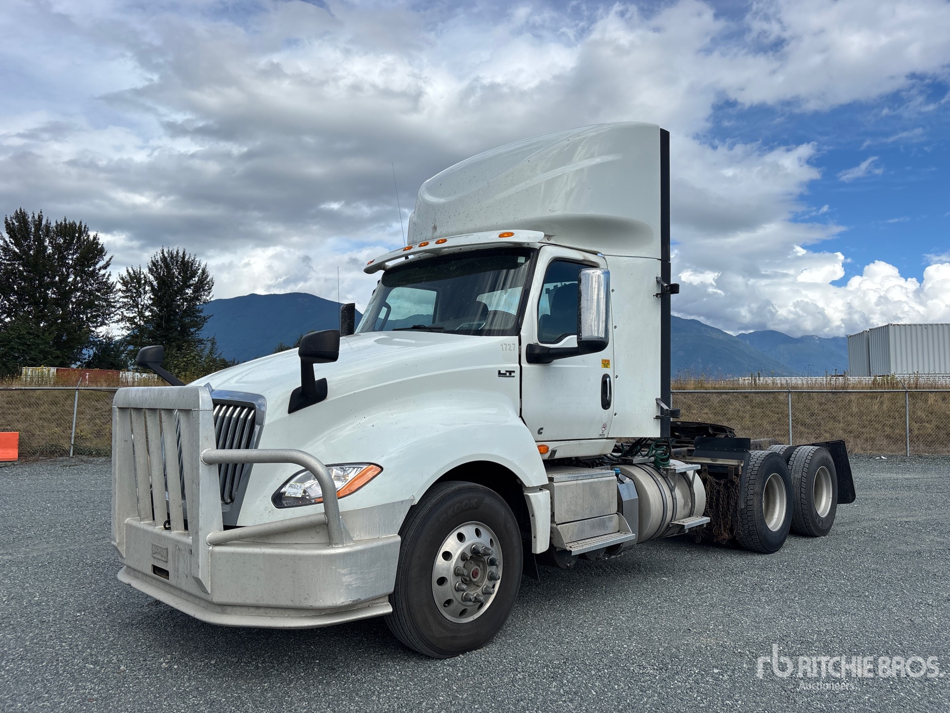 2019 International LT625