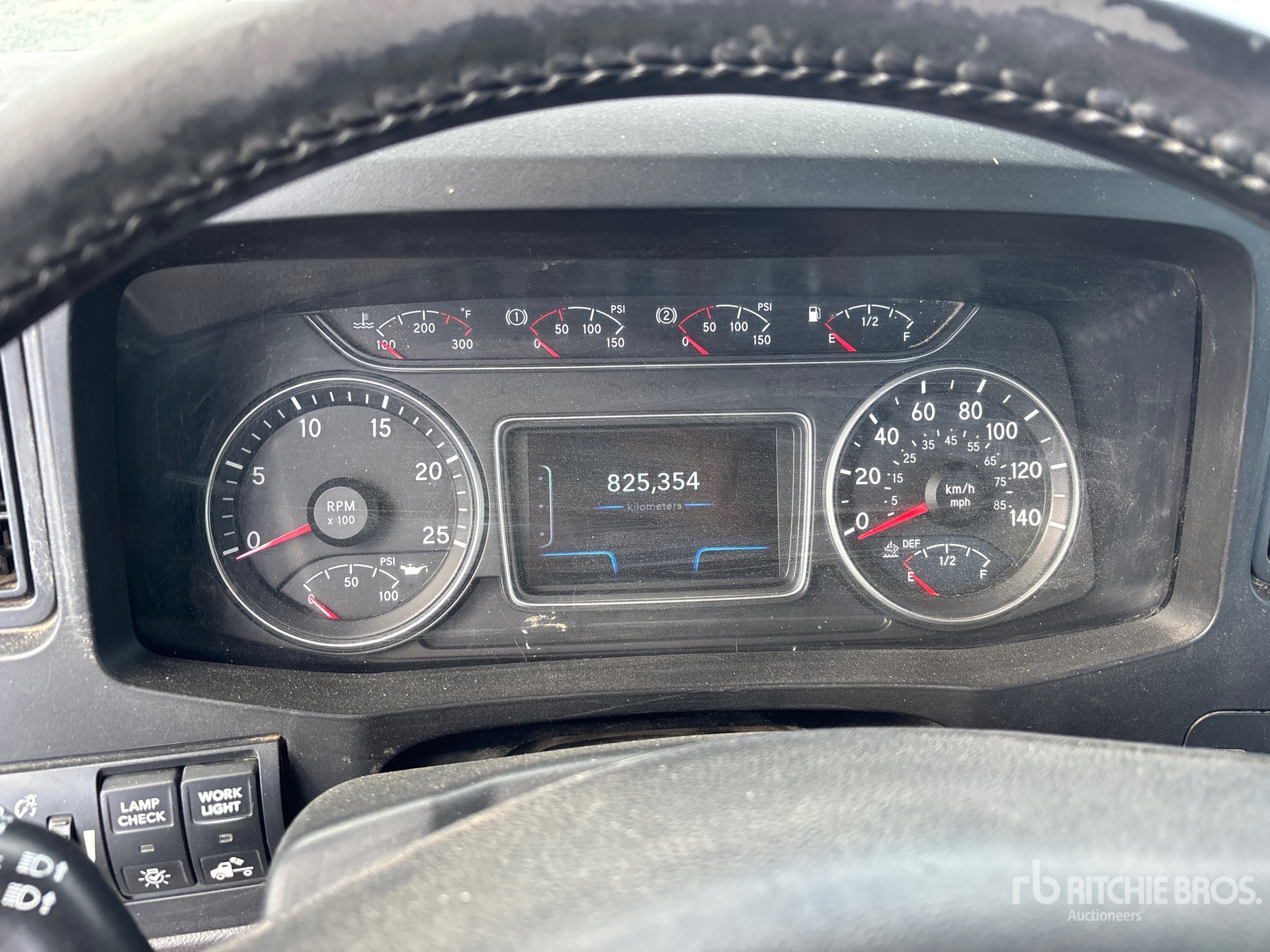 2019 International LT625