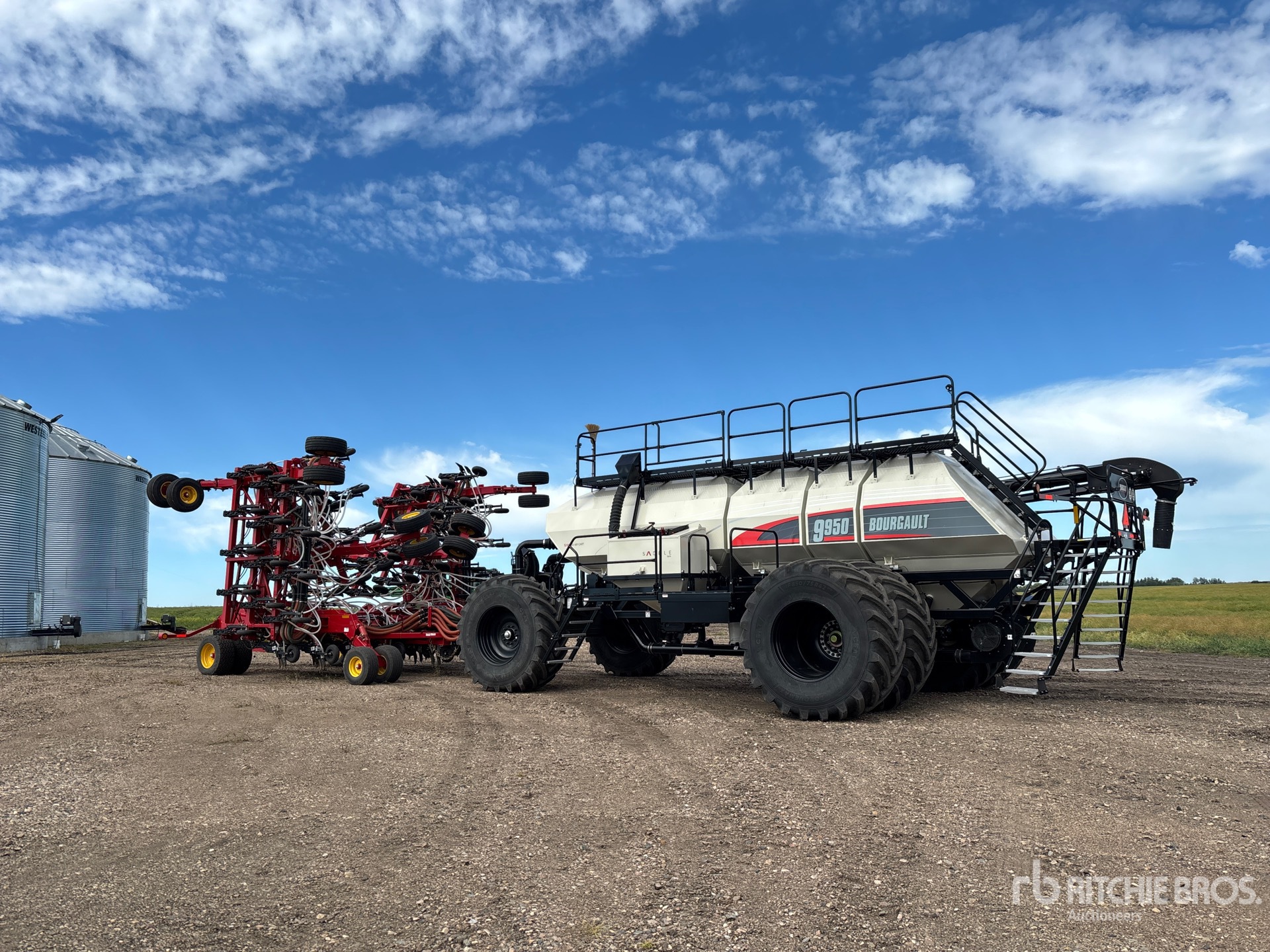 2025 Bourgault 3335 QDA