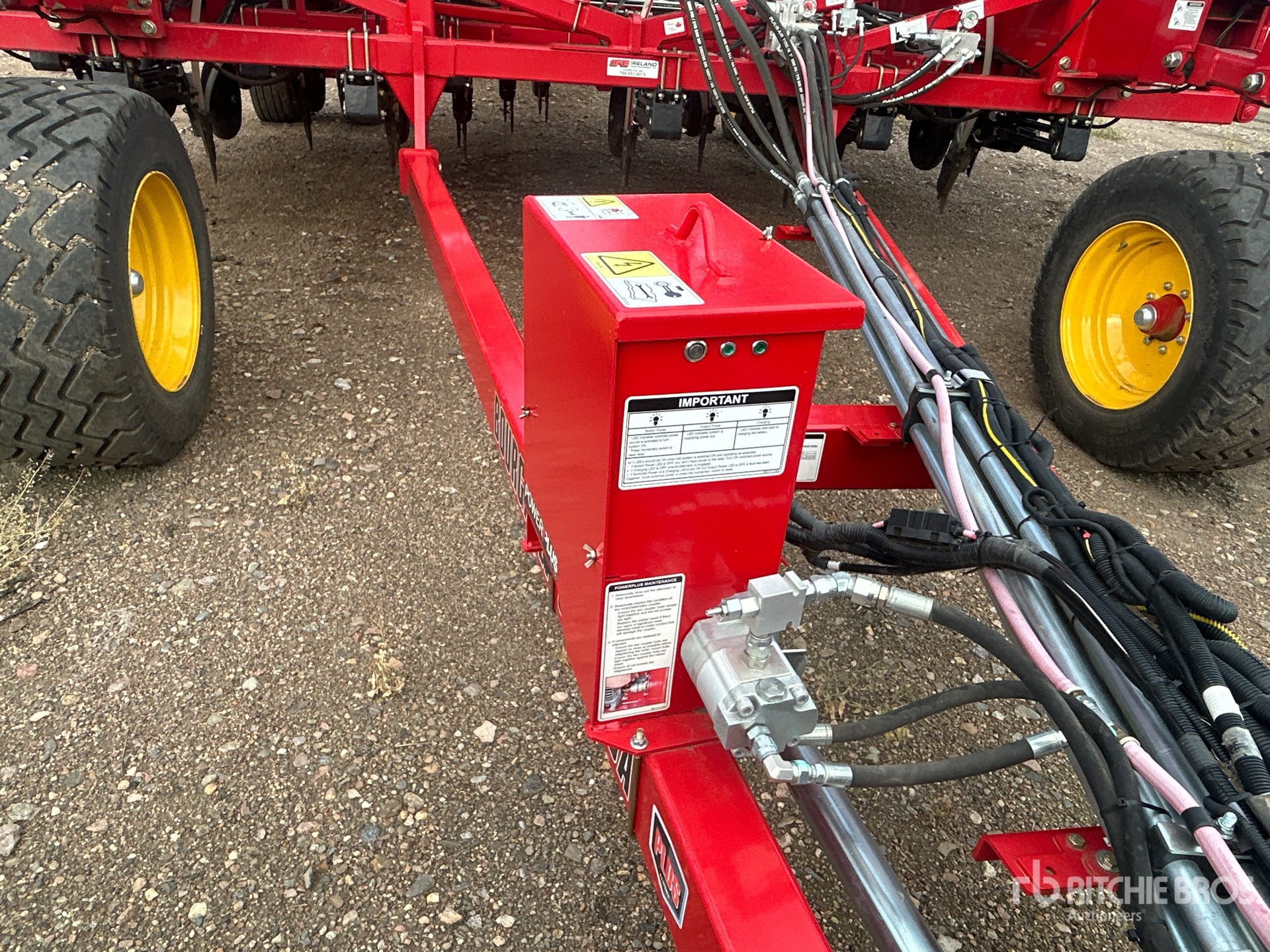 2025 Bourgault 3335 QDA
