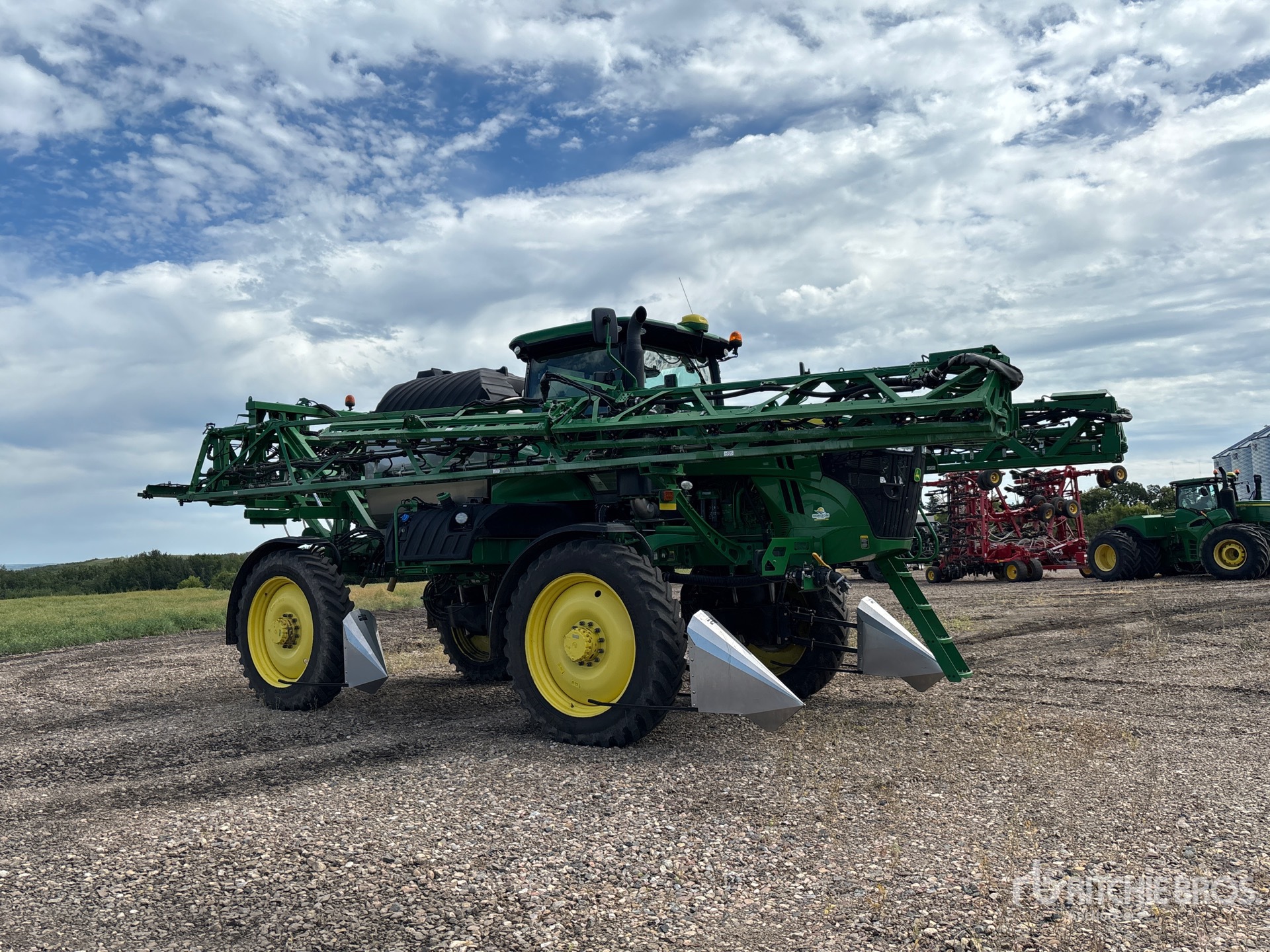 2020 John Deere R4044