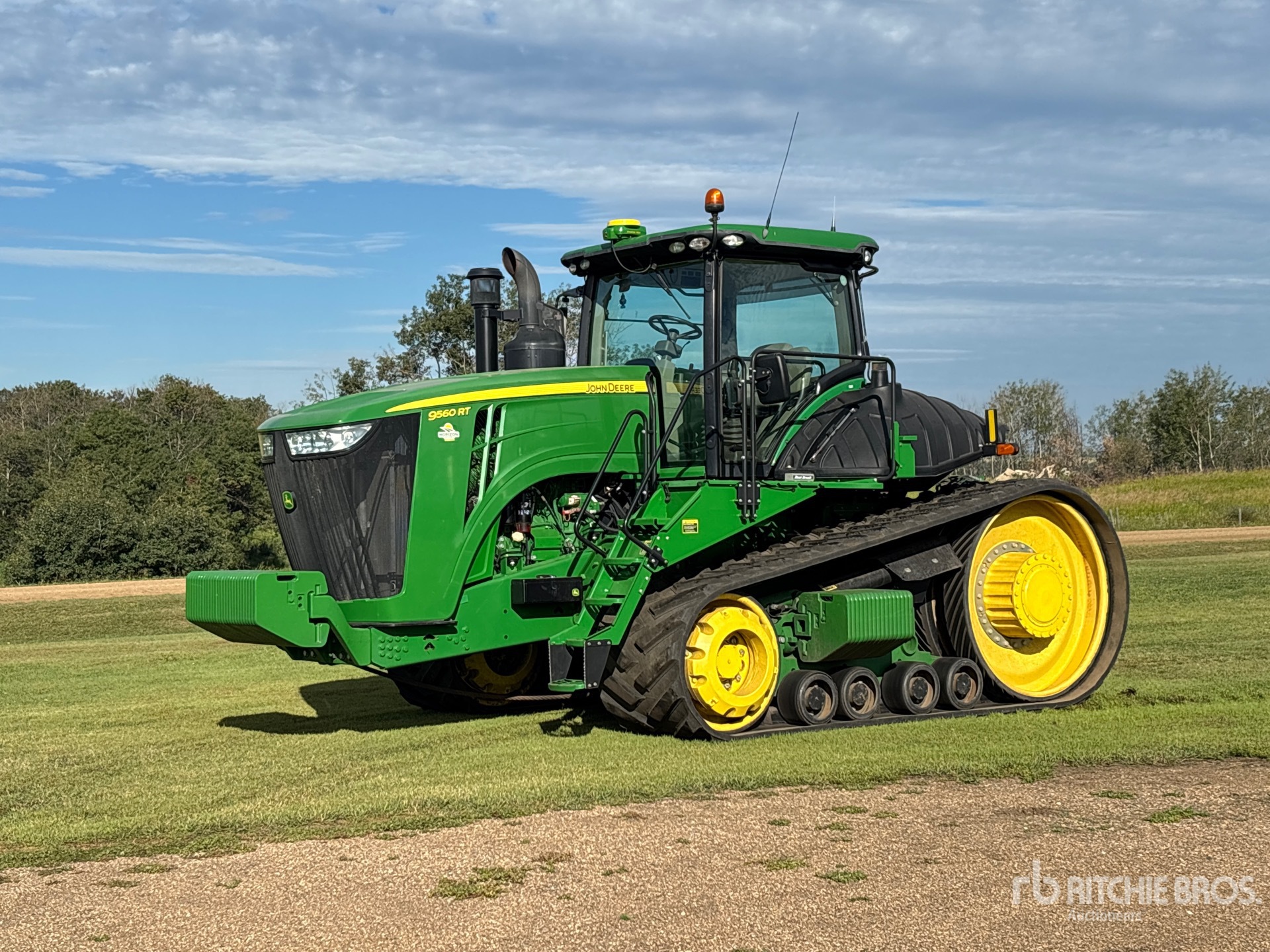 2014 John Deere 9RT 560