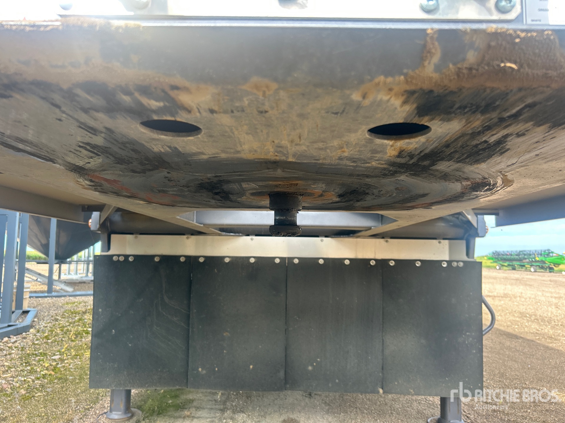 2024 Load King 28 ft Tri/A Super B-Train Lead