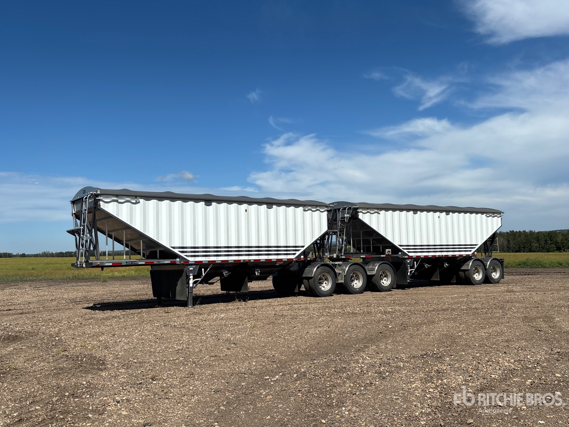 2024 Load King  28 ft Tri/A Super B-Train Lead
