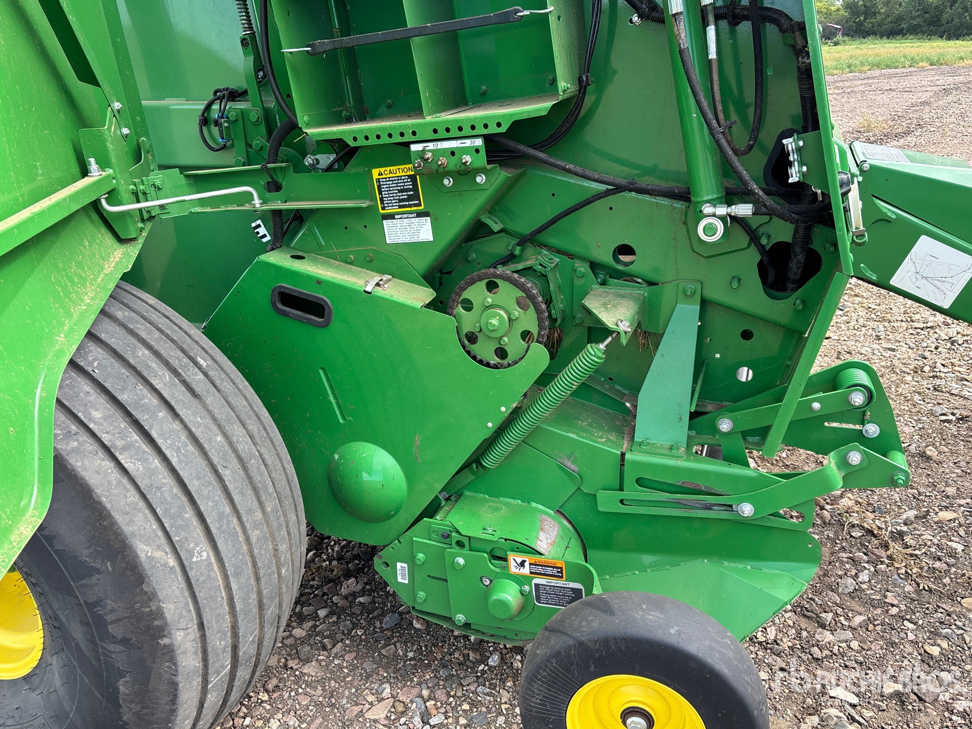 2021 John Deere 560M