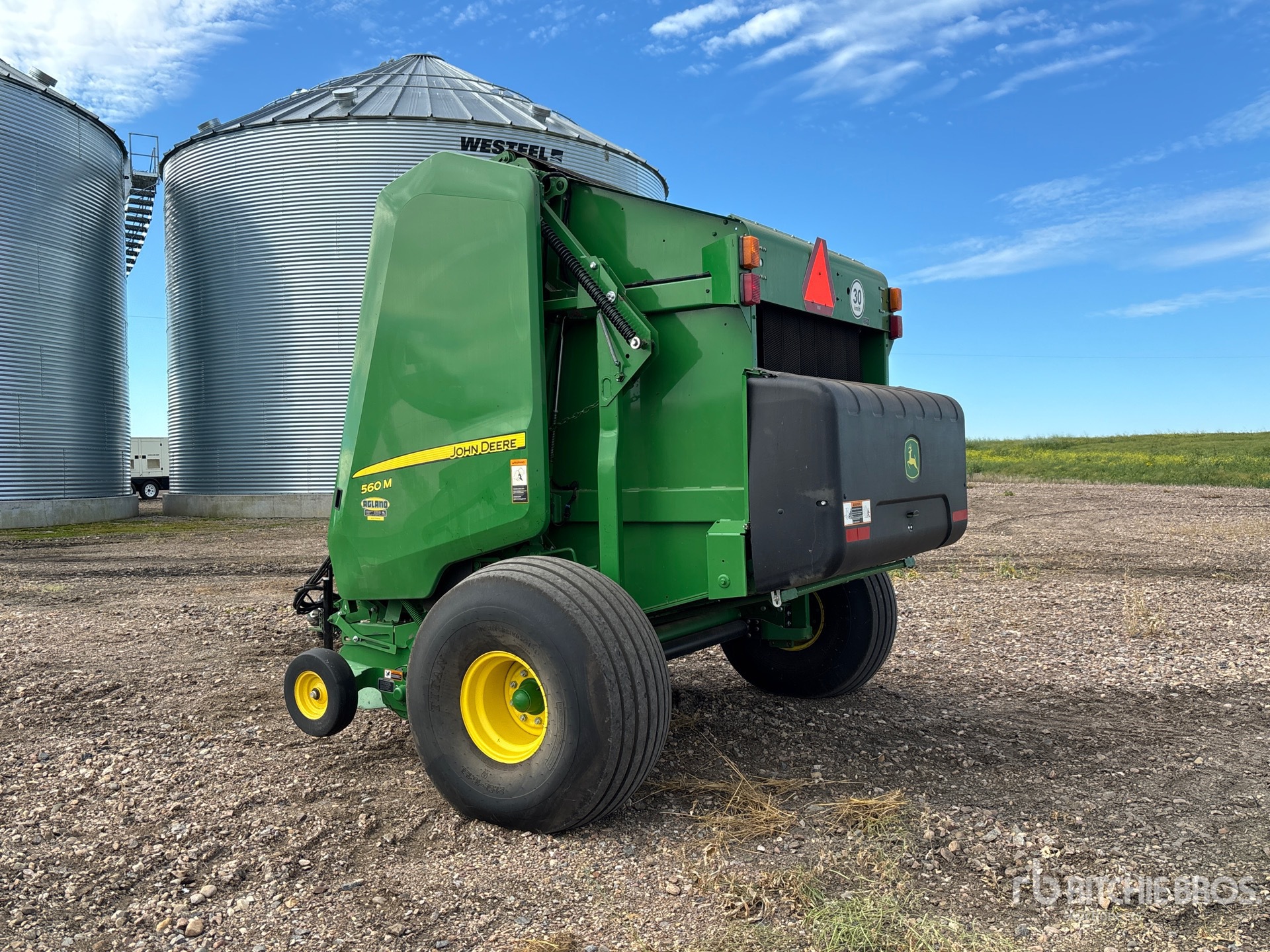 2021 John Deere 560M