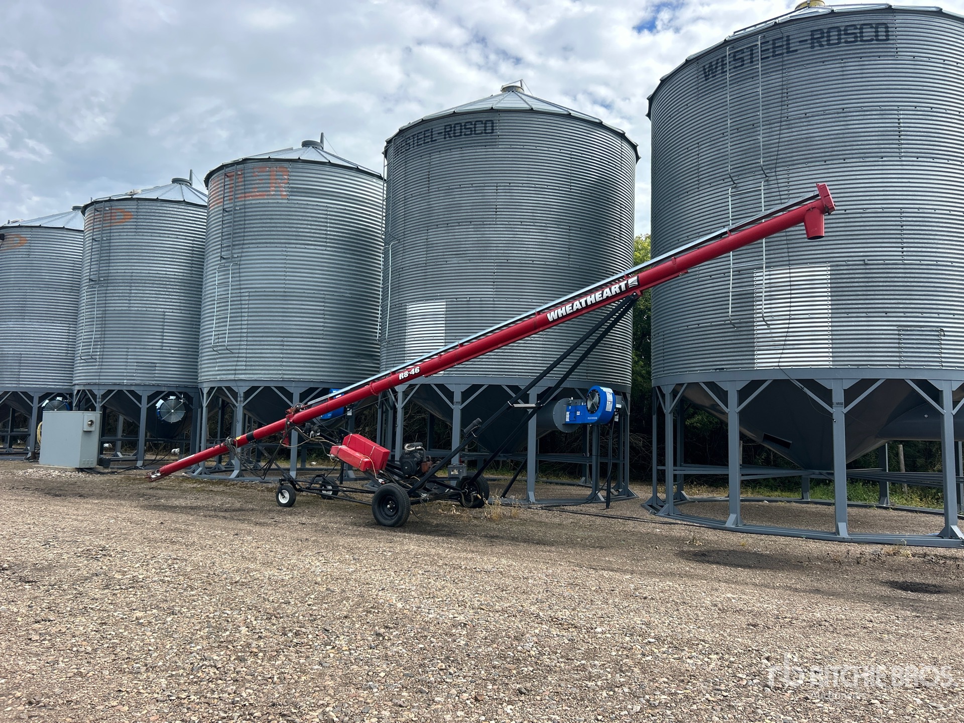 2014 Wheatheart R8-46
