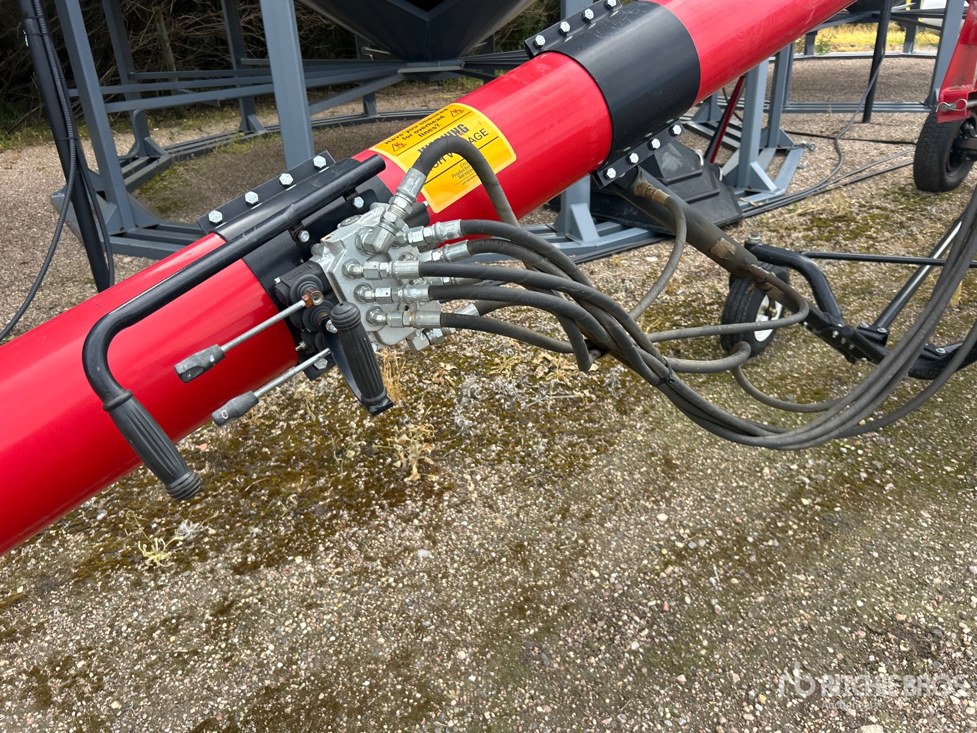2014 Wheatheart R8-46