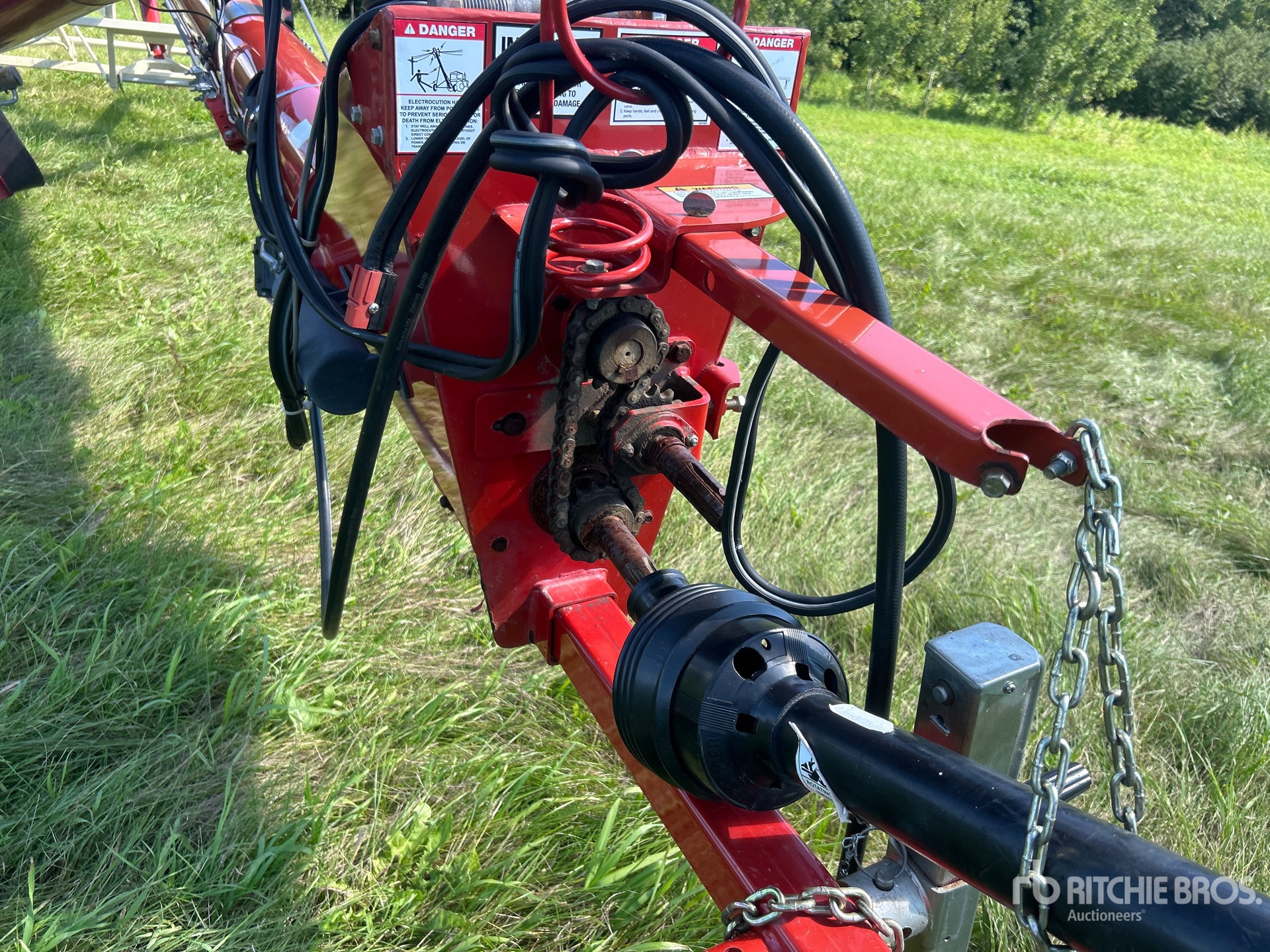 2016 Farm King 1070