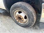 Underbody with Right Steer Tire