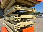 Chassis with Scissor Linkage