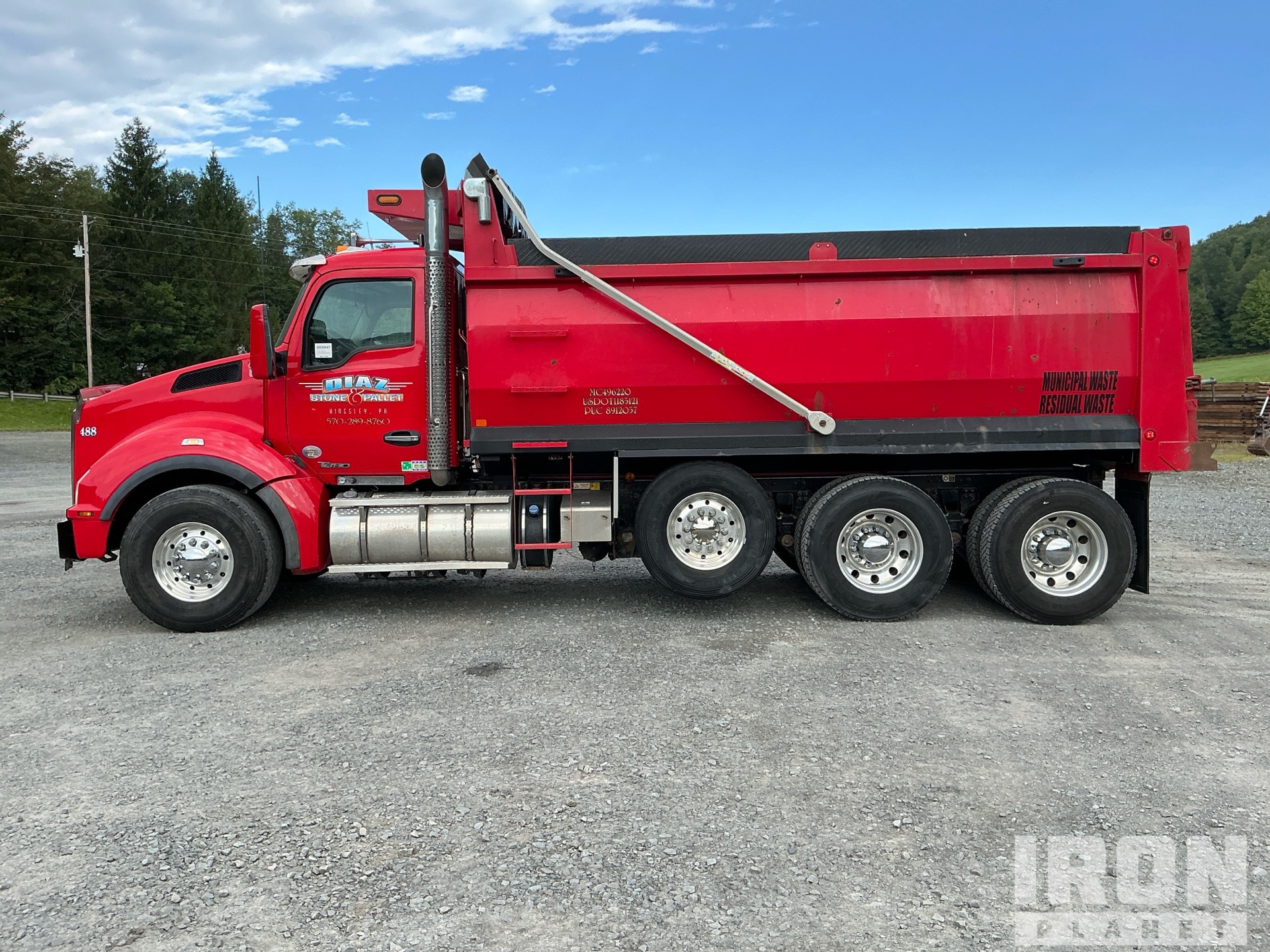 2021 Kenworth T880