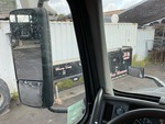 Cab with Mirrors