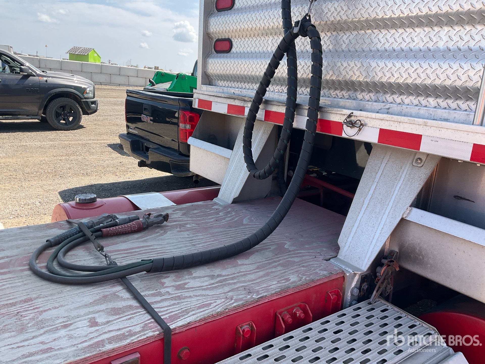 2021 Kenworth T880