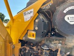 Engine with Exhaust System
