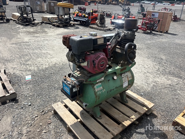 Rolair Air Compressor