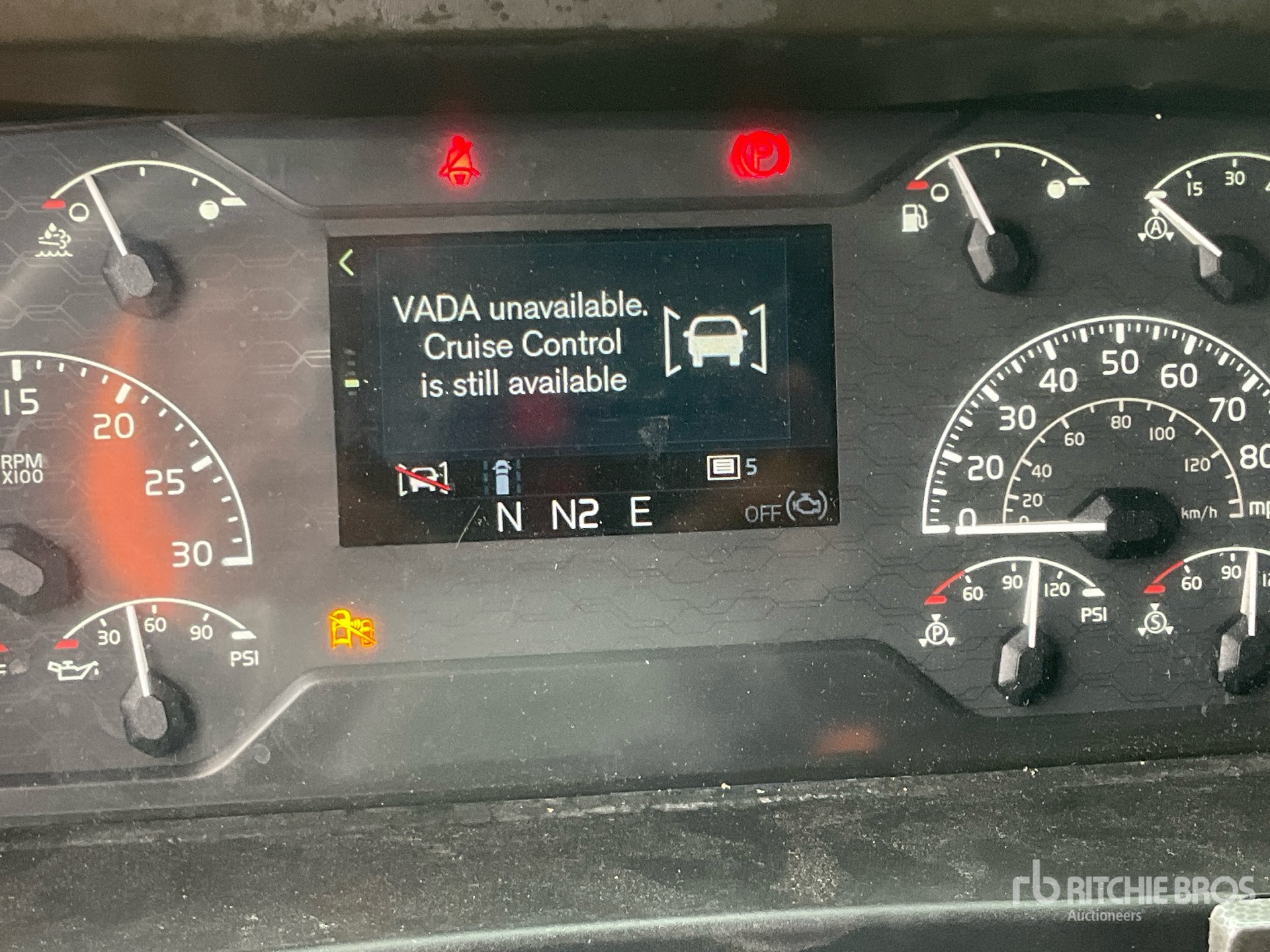 2019 Volvo VNL760