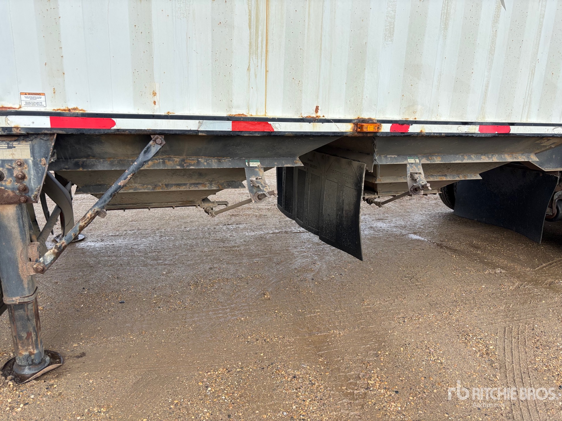 2010 Load King  28 FT SUPER B-TRAIN LEAD