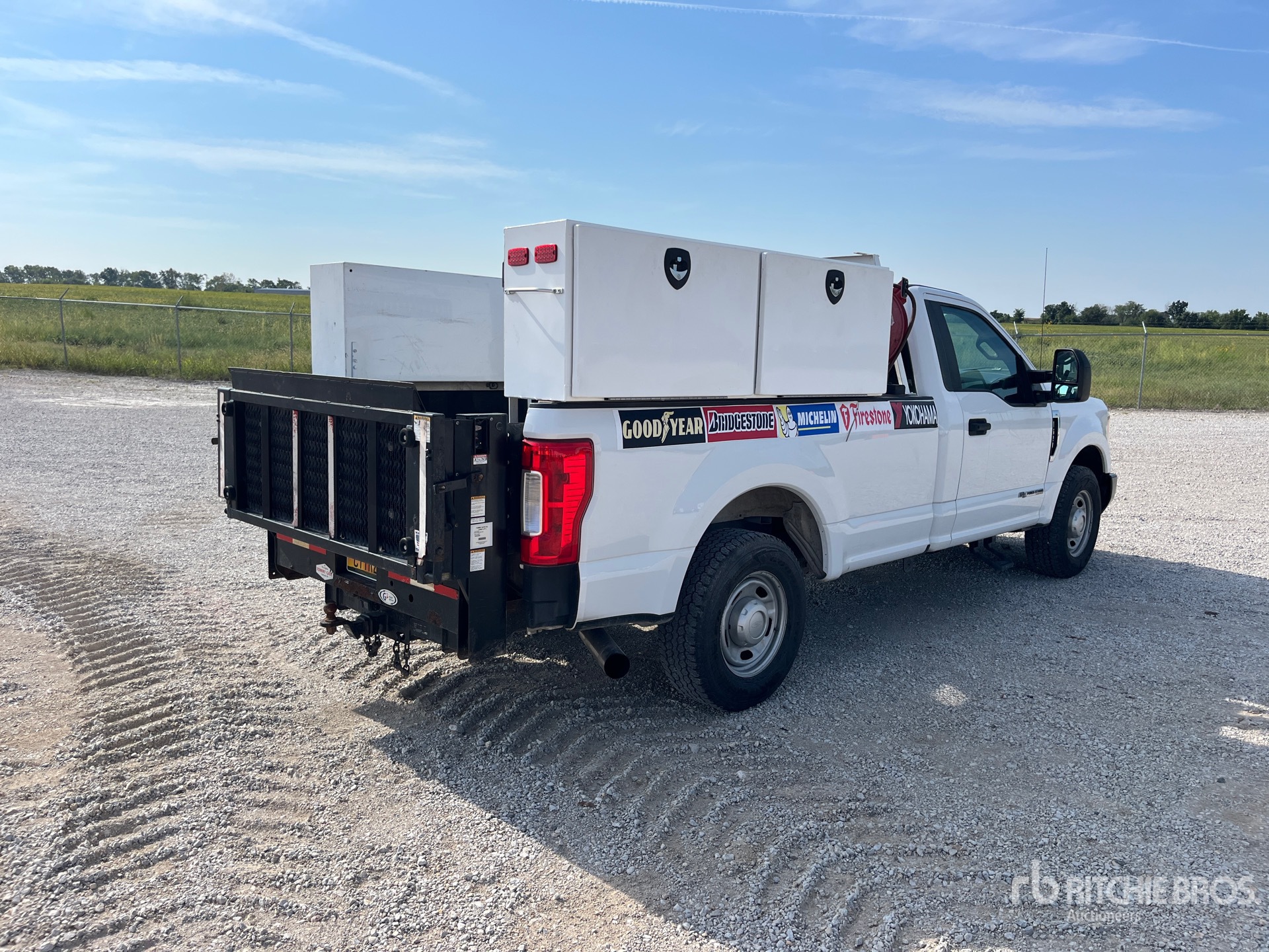 2017 Ford F-250 XL 4X2