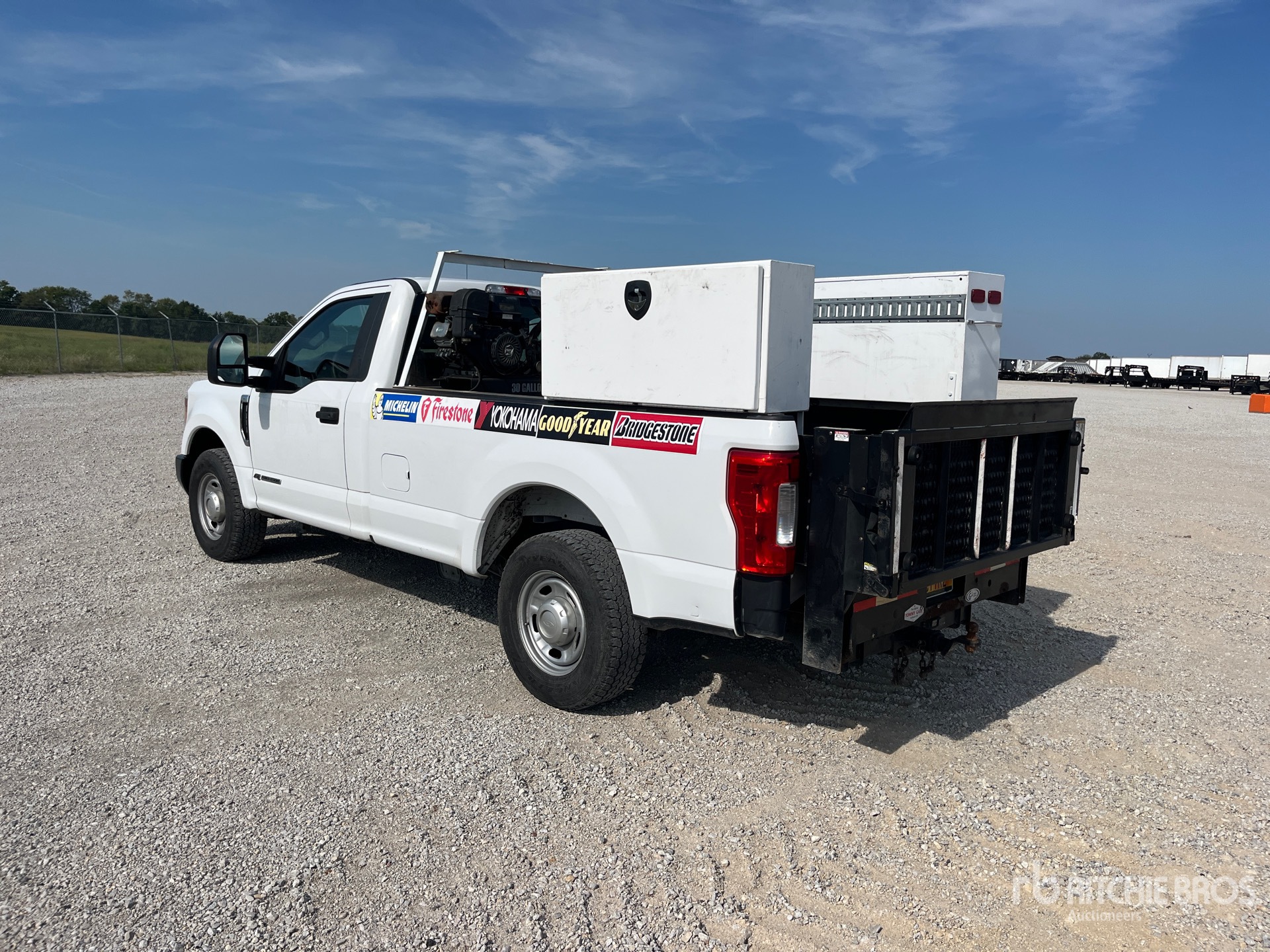 2017 Ford F-250 XL 4X2