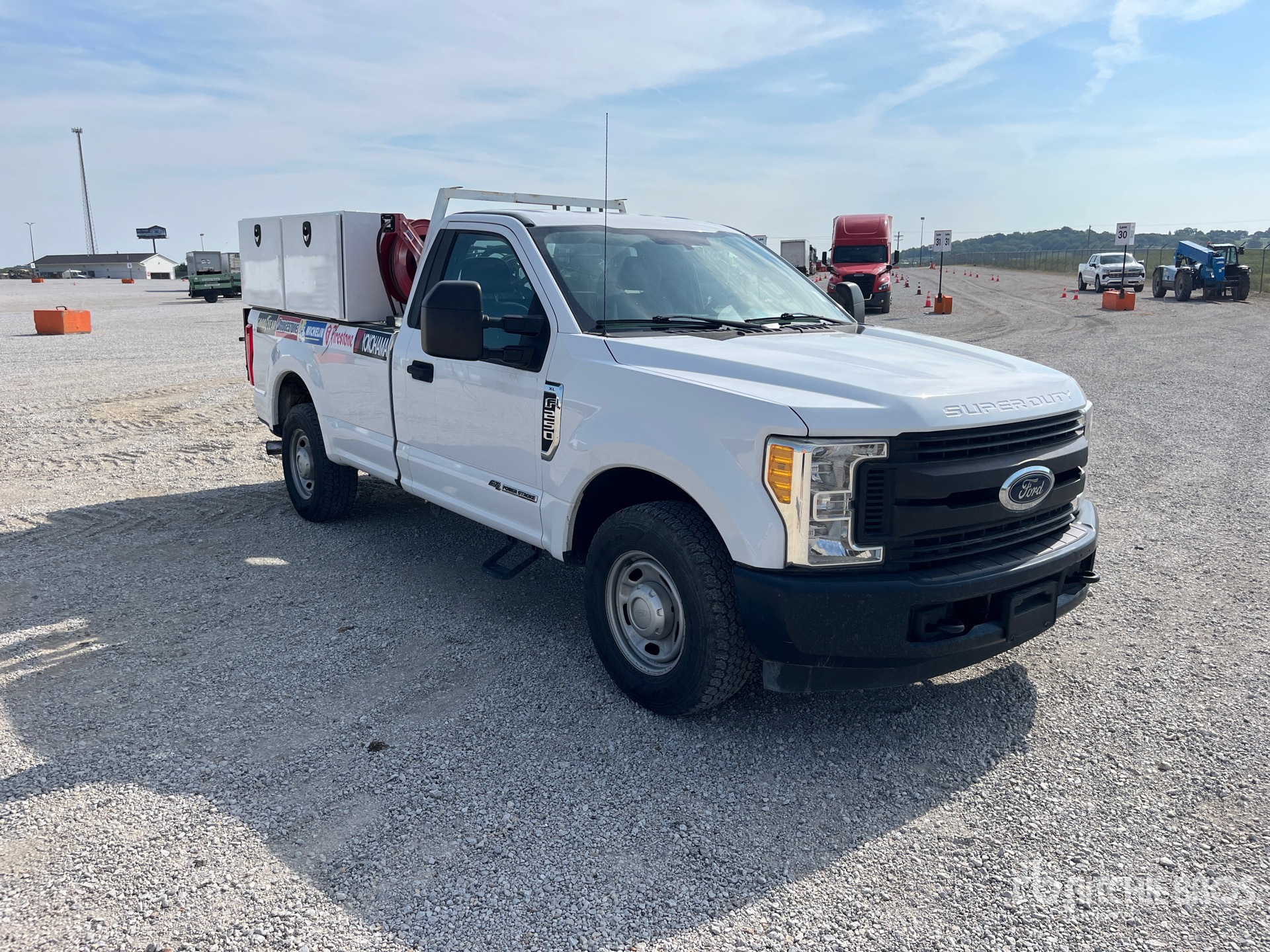 2017 Ford F-250 XL 4X2