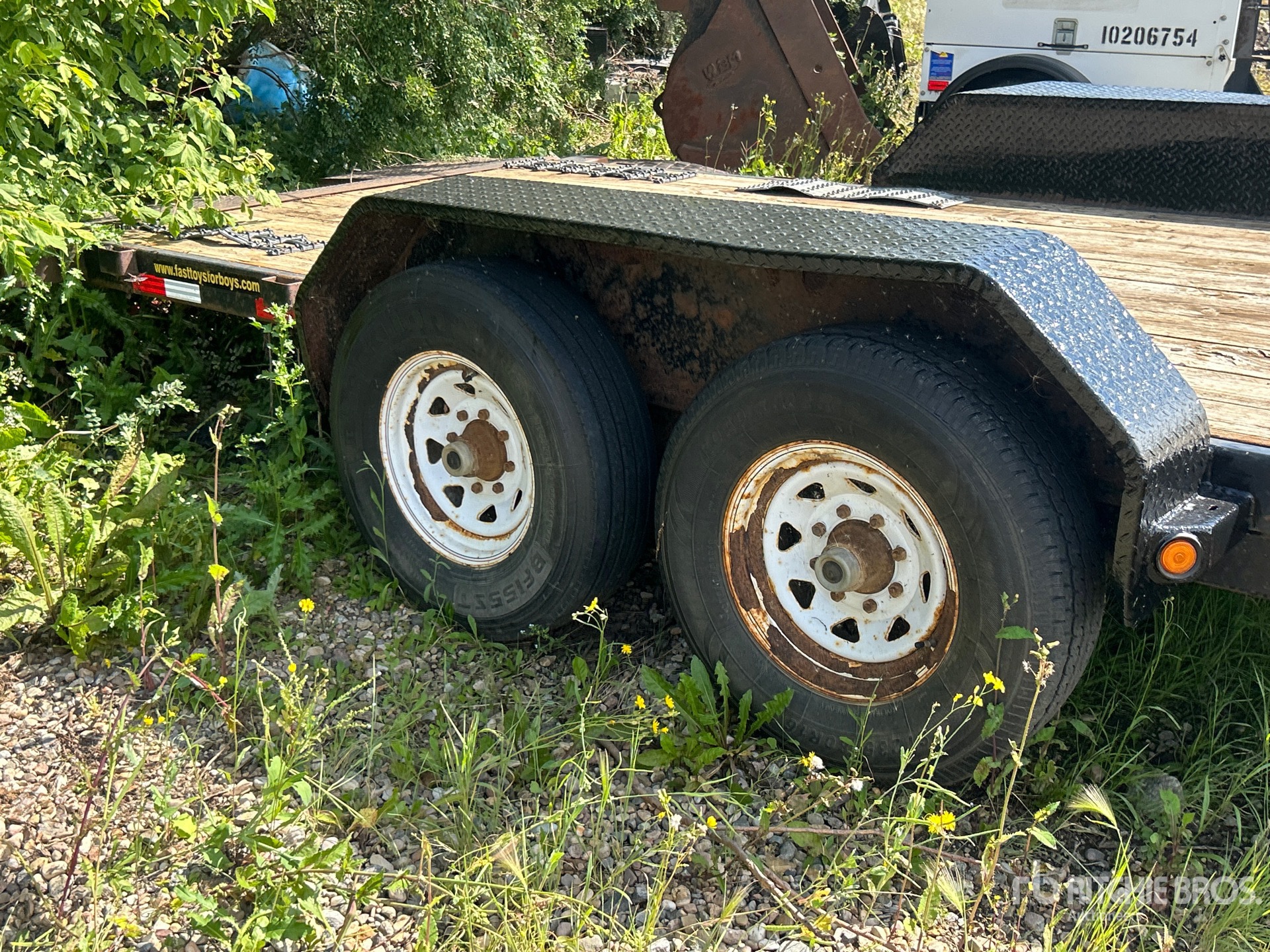 Load Trail 16 FT T/A