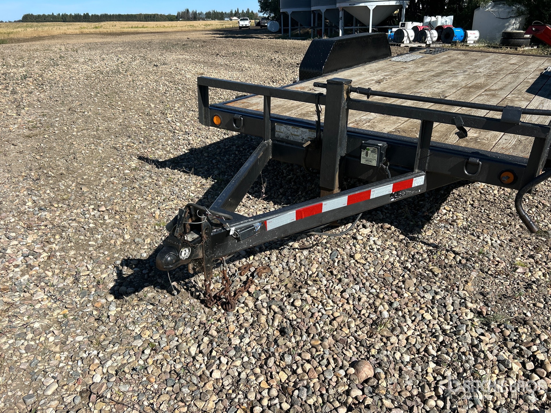 Load Trail 16 ft T/A