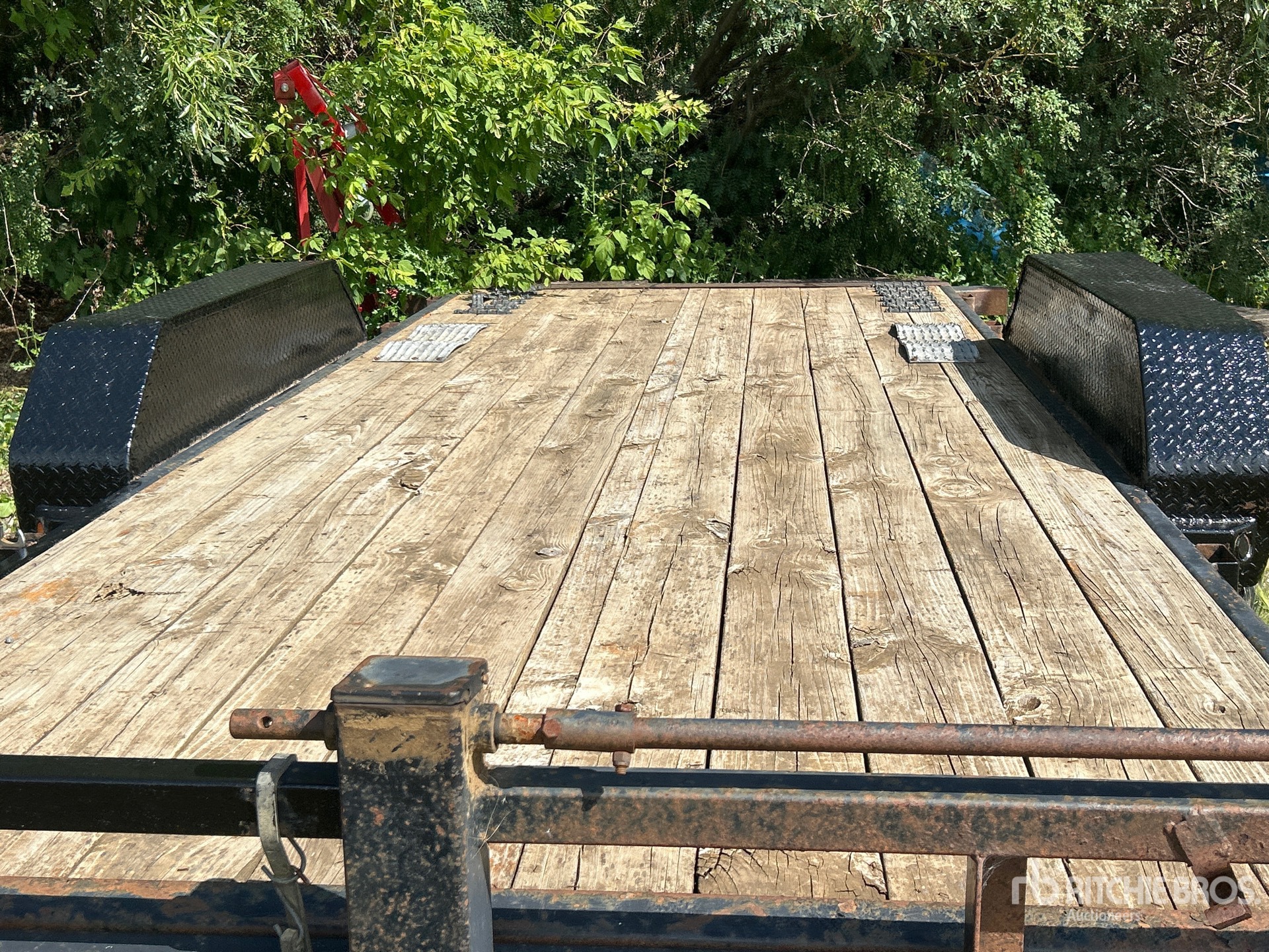 Load Trail 16 FT T/A