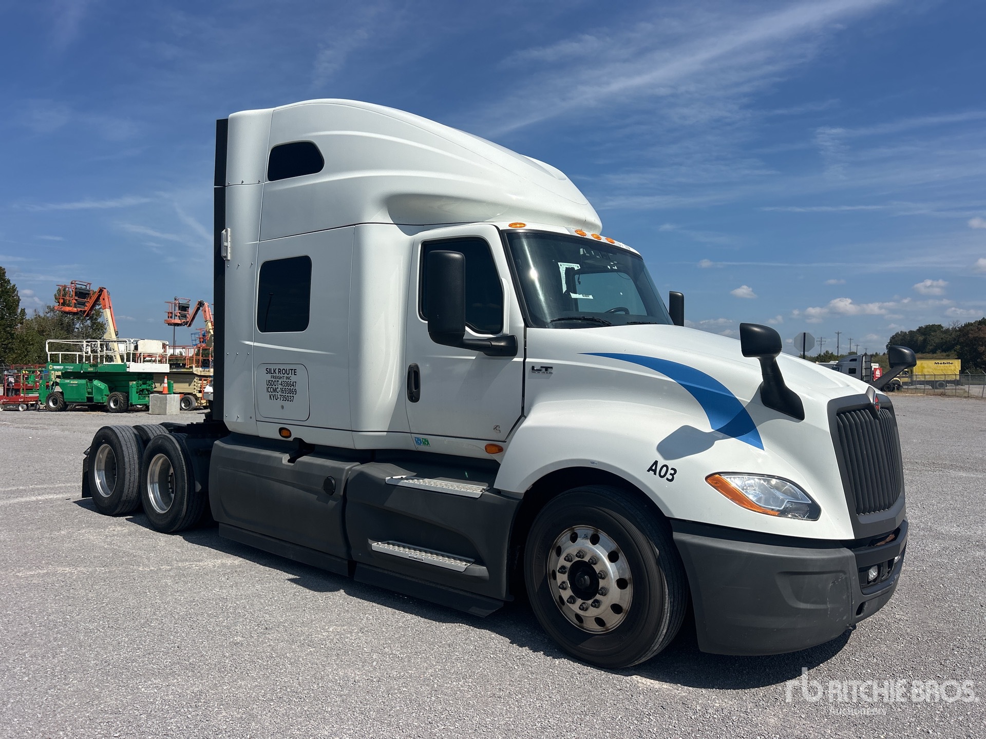 2020 International LT625