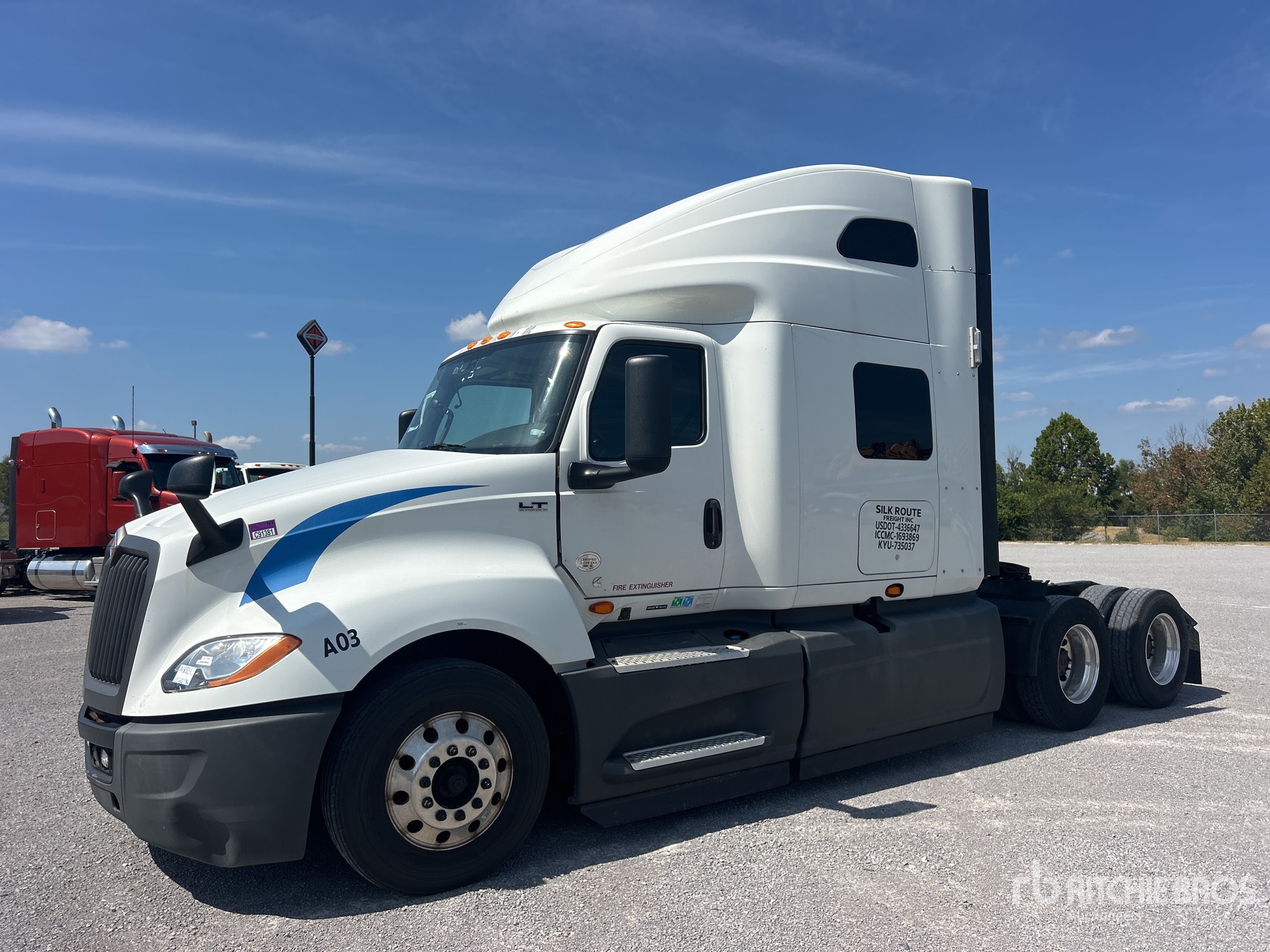 Photo of 2020 International LT625