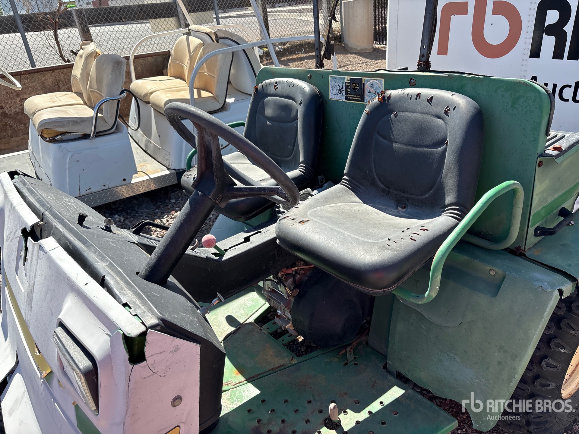 John Deere AMT 626