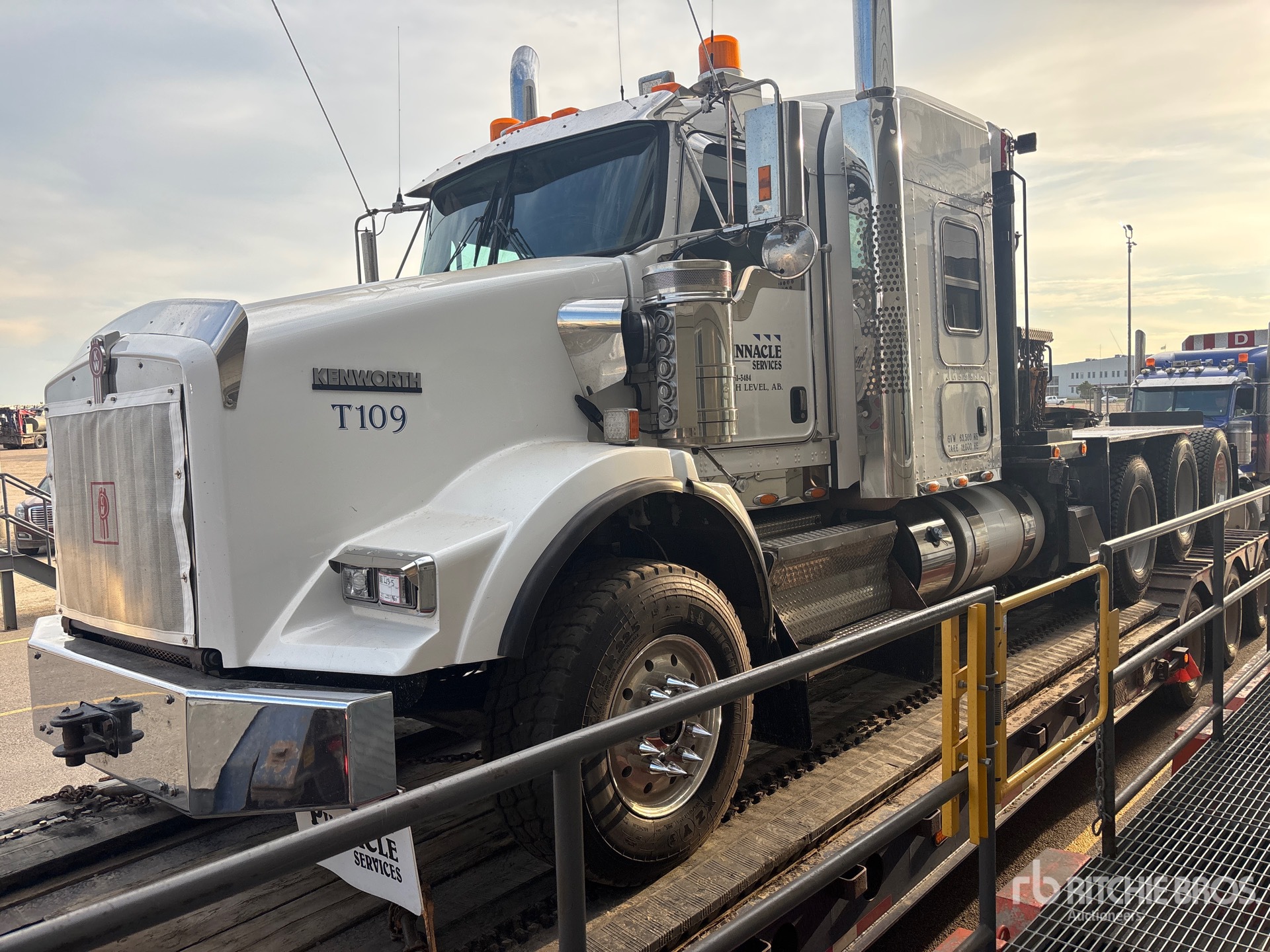 2019 Kenworth T800
