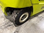 Chasis with Right Rear Tire