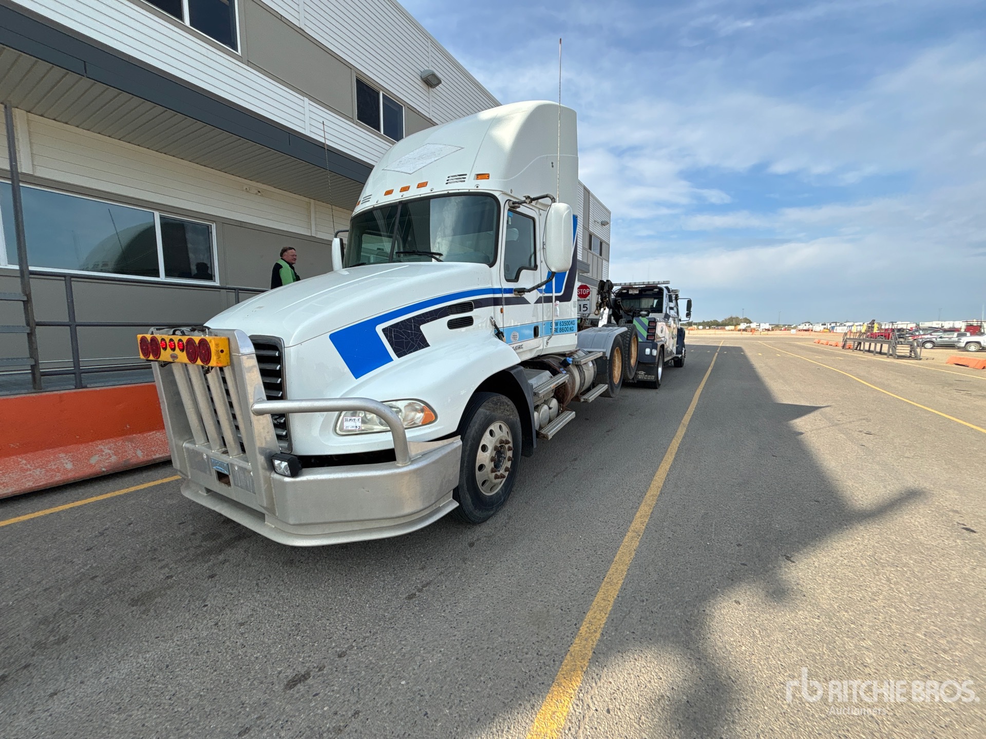 Photo of 2011 Mack CXU613