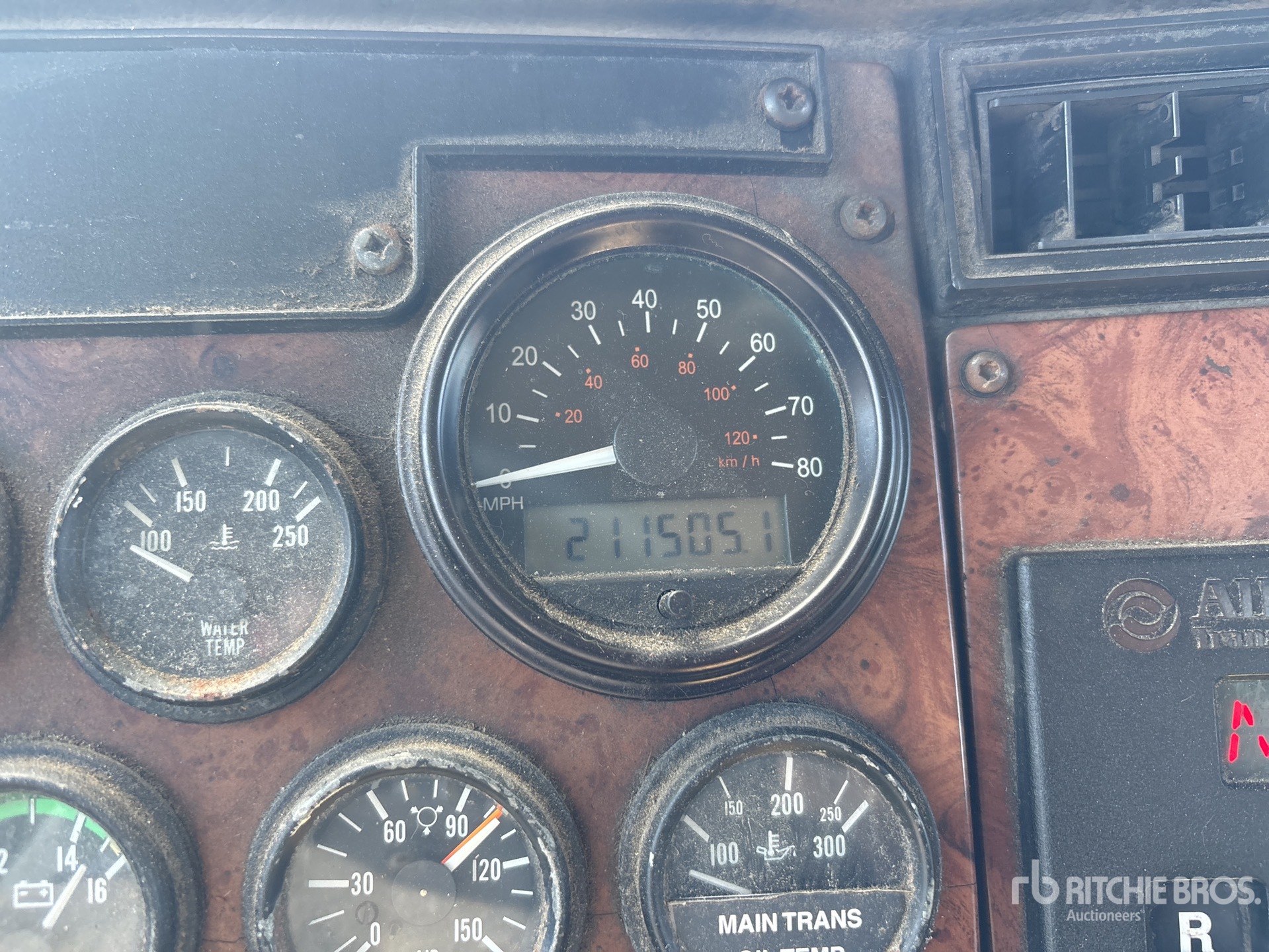 2006 Peterbilt 335