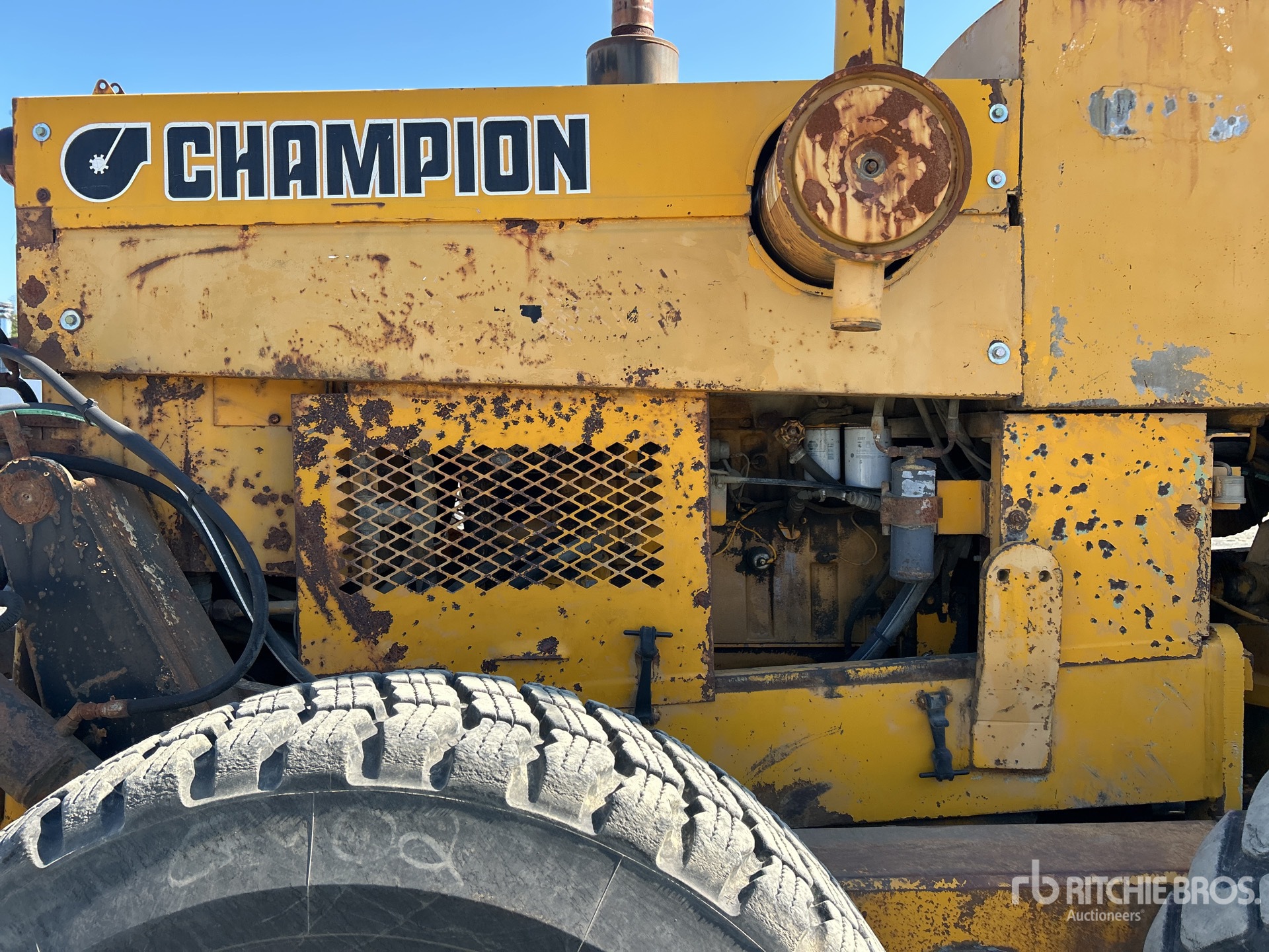 1986 Champion 730