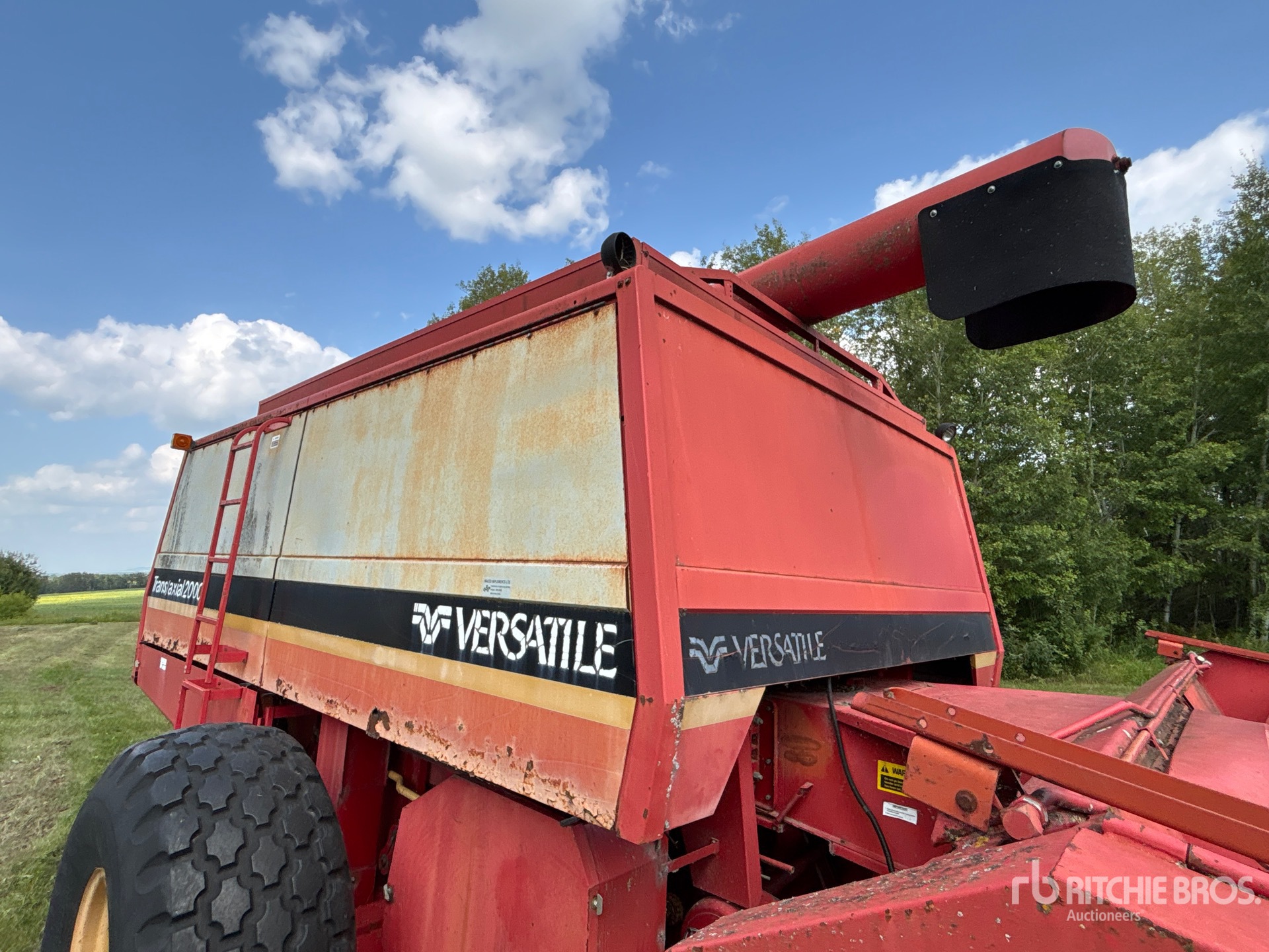 1986 Versatile TRANSAXIAL 2000