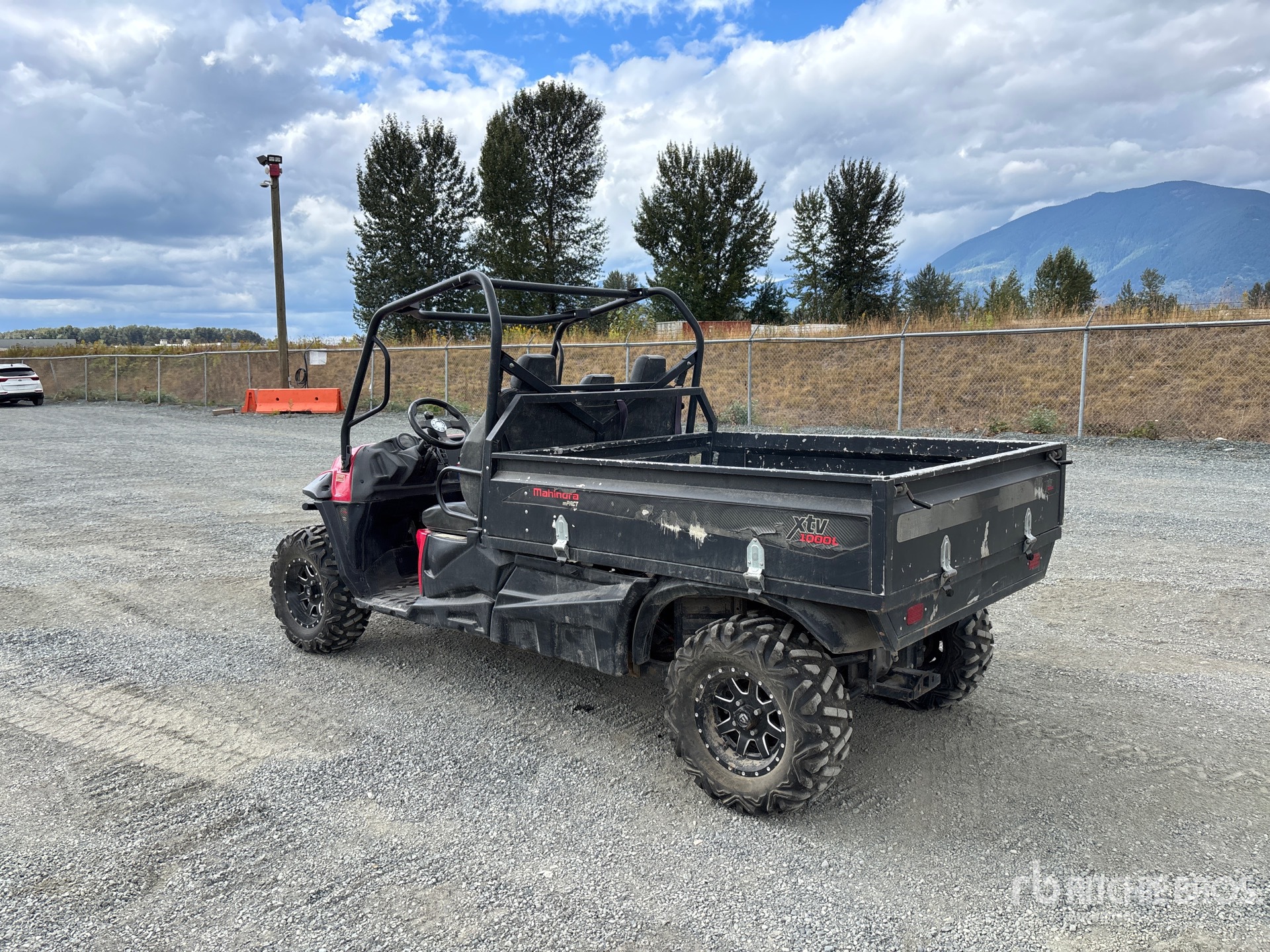 General Appearance with Picture, Left Rear Corner
