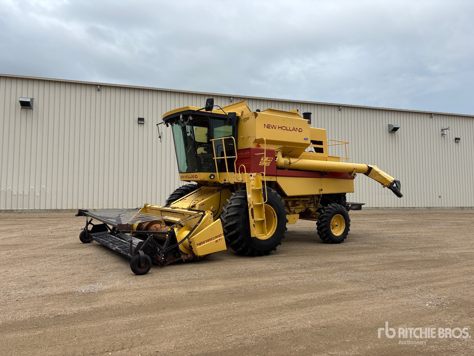1990 New Holland TR96