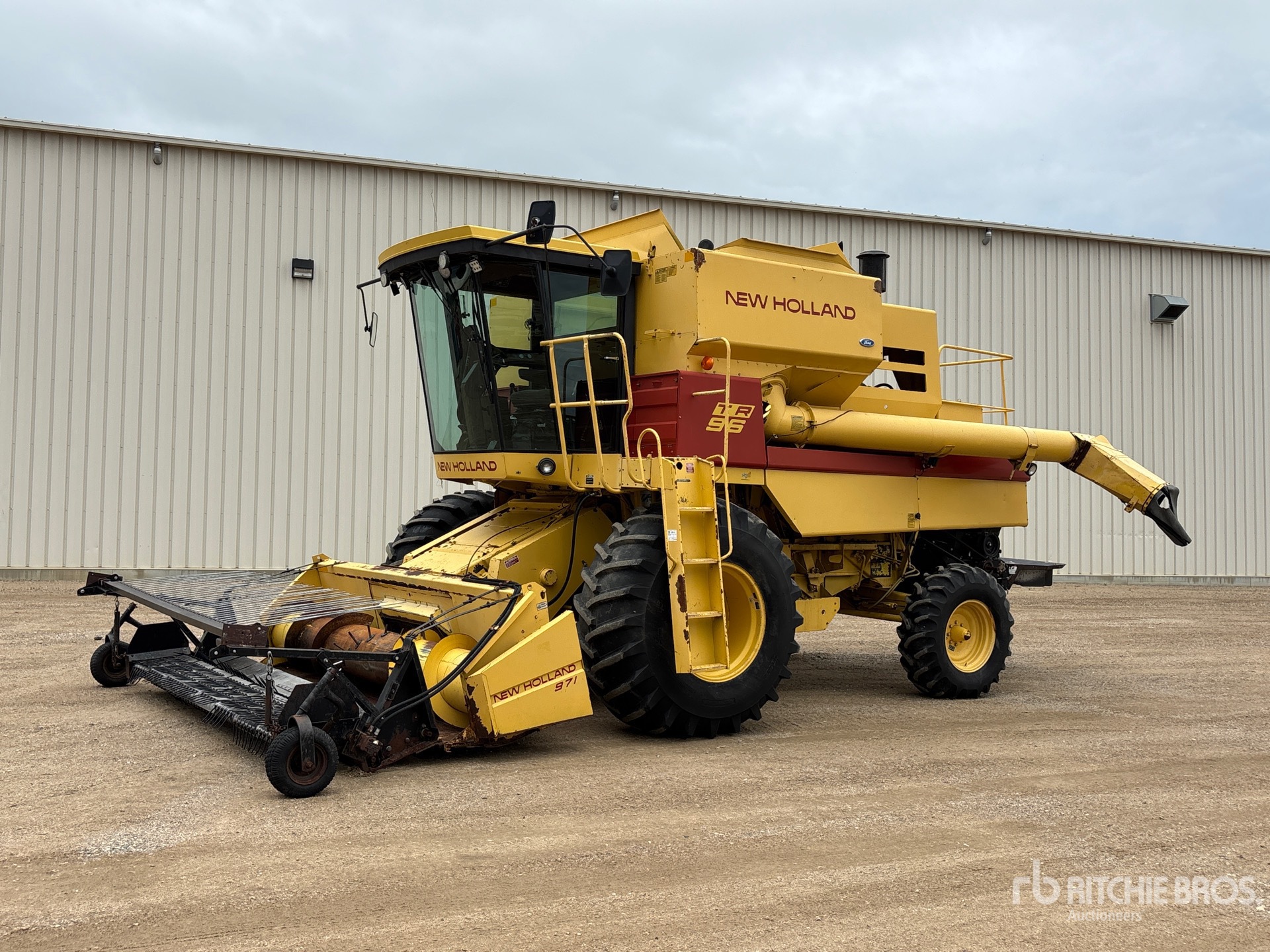 Photo of 1990 New Holland TR96