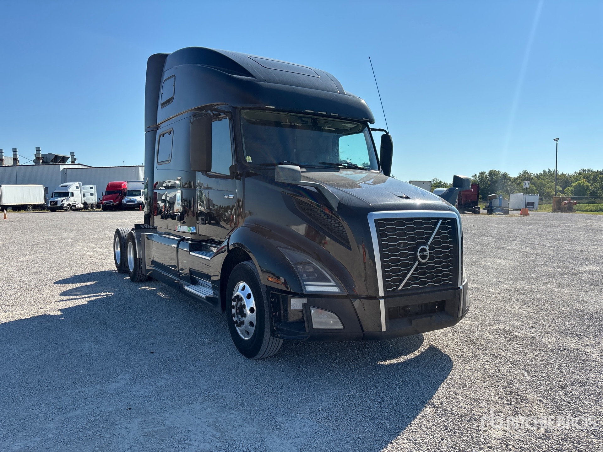 2020 Volvo VNL860