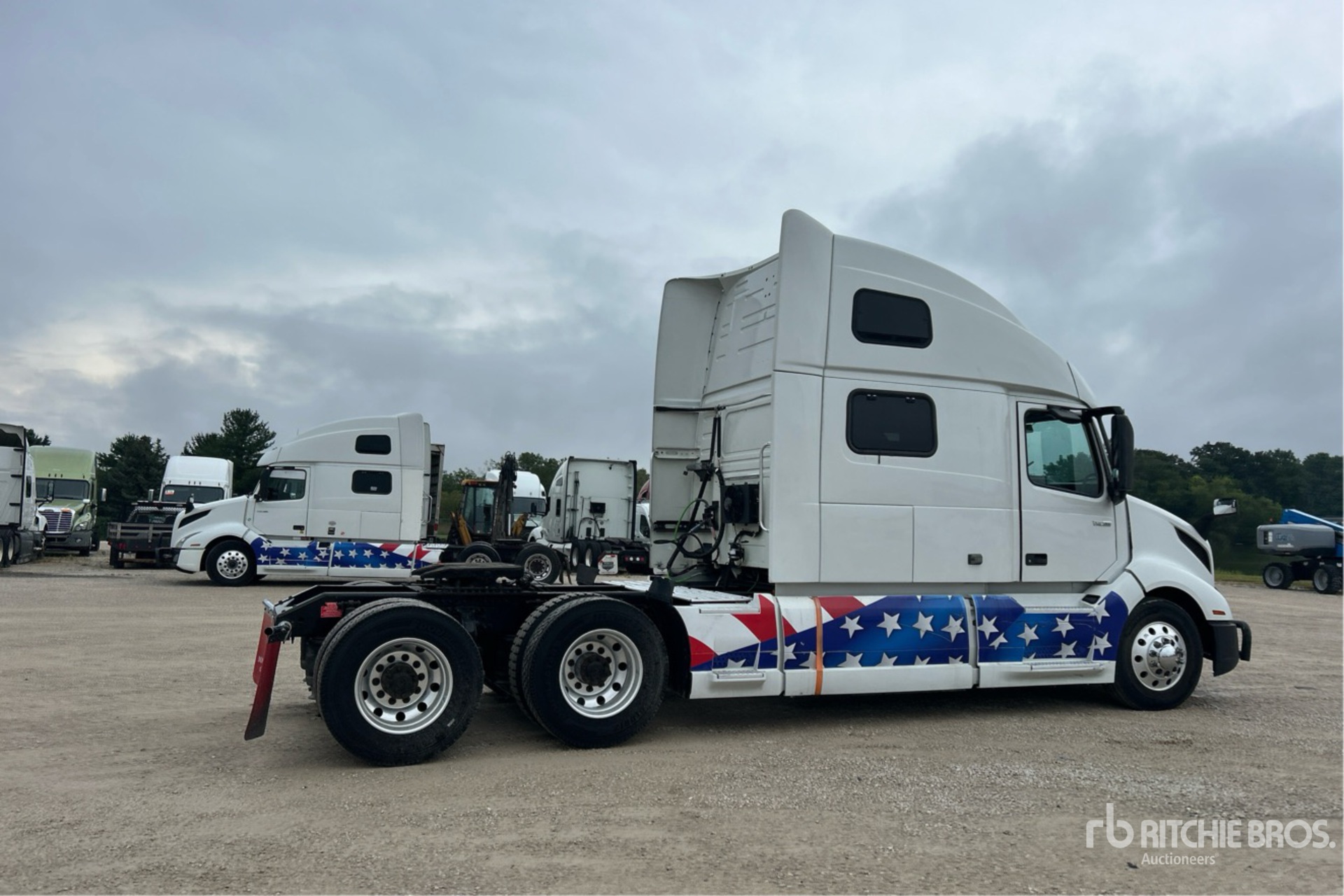 2019 Volvo VNL860